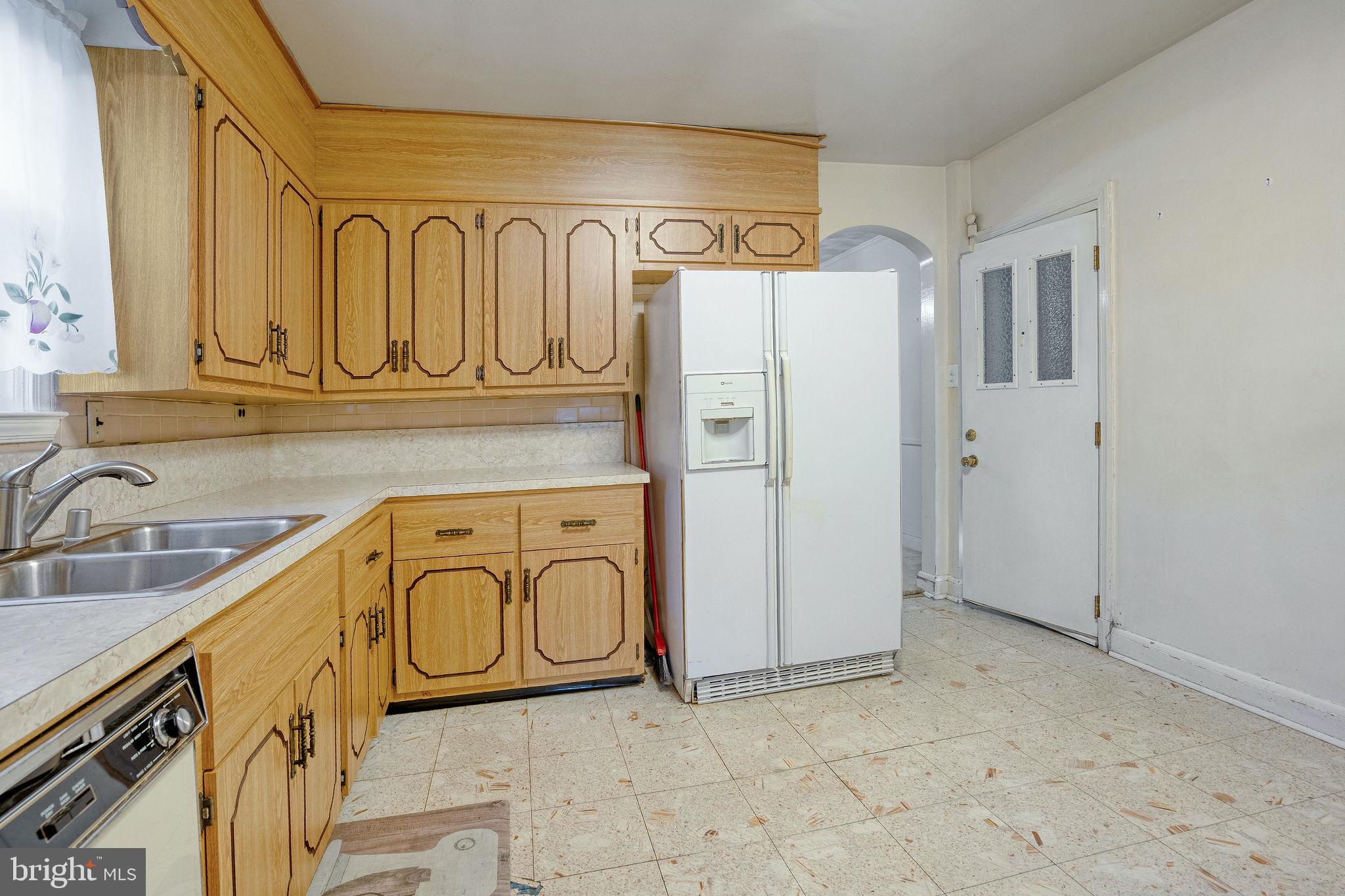 WEST ARLINGTON - Residential