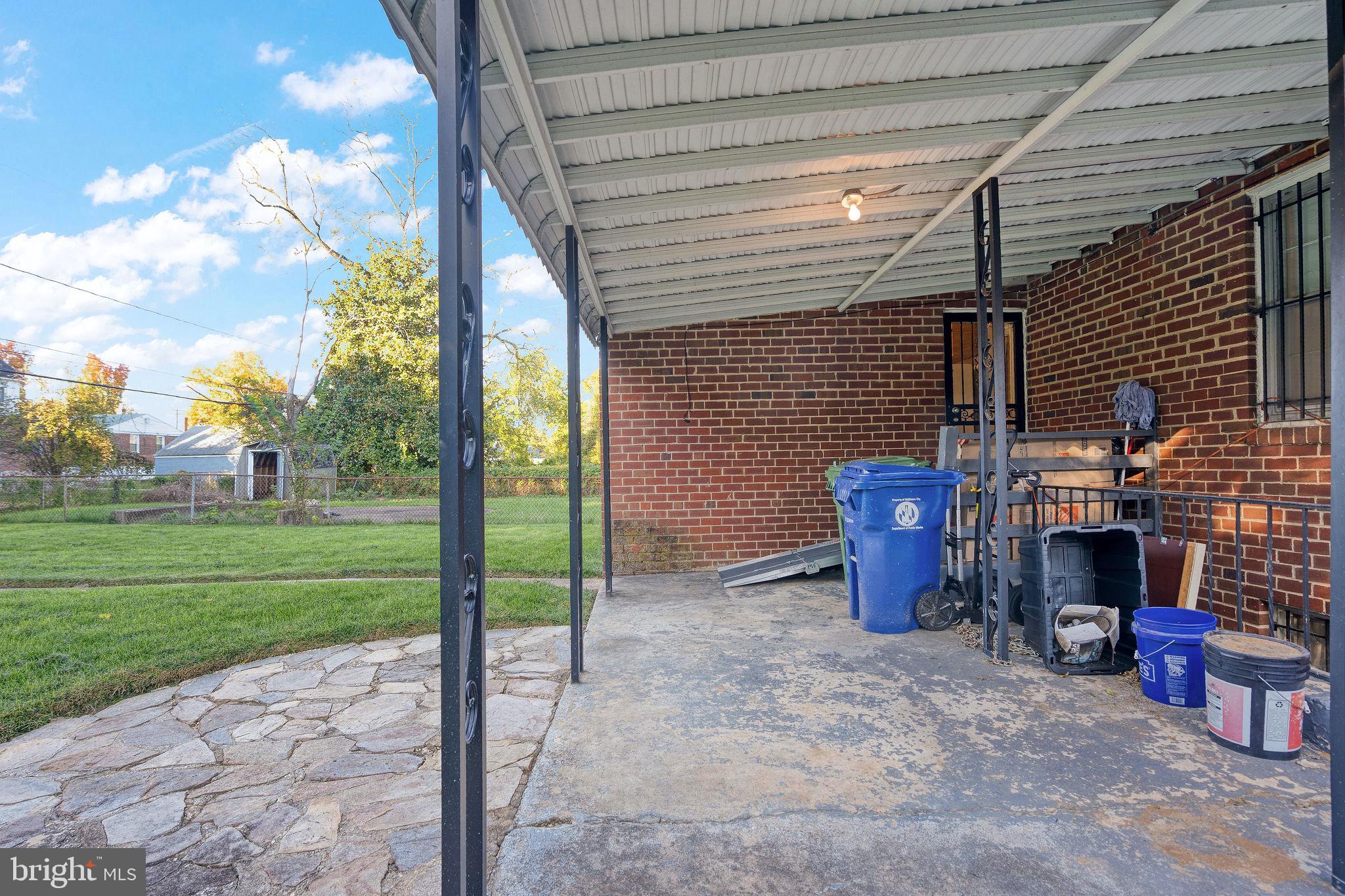 WEST ARLINGTON - Residential