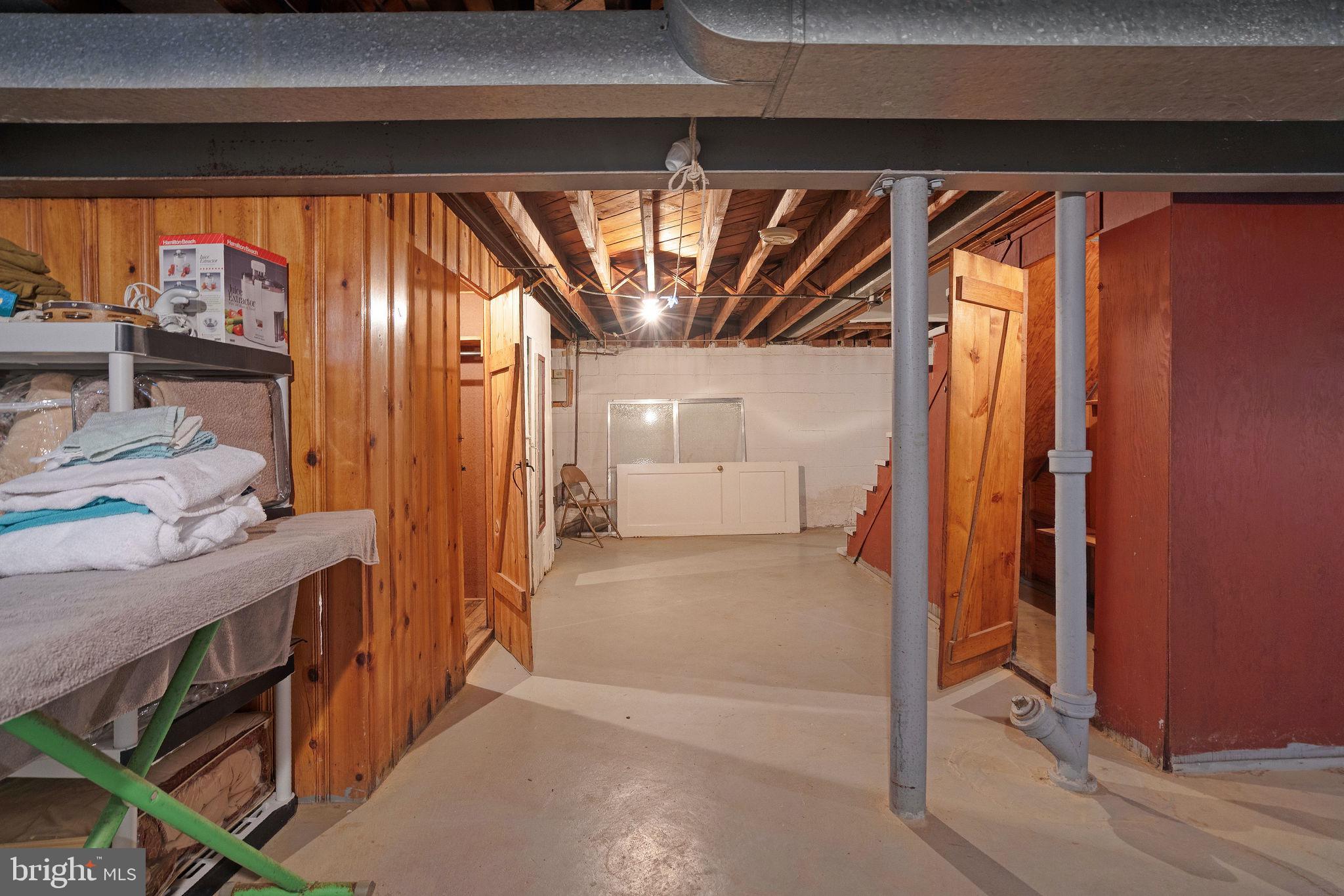 WEST ARLINGTON - Residential