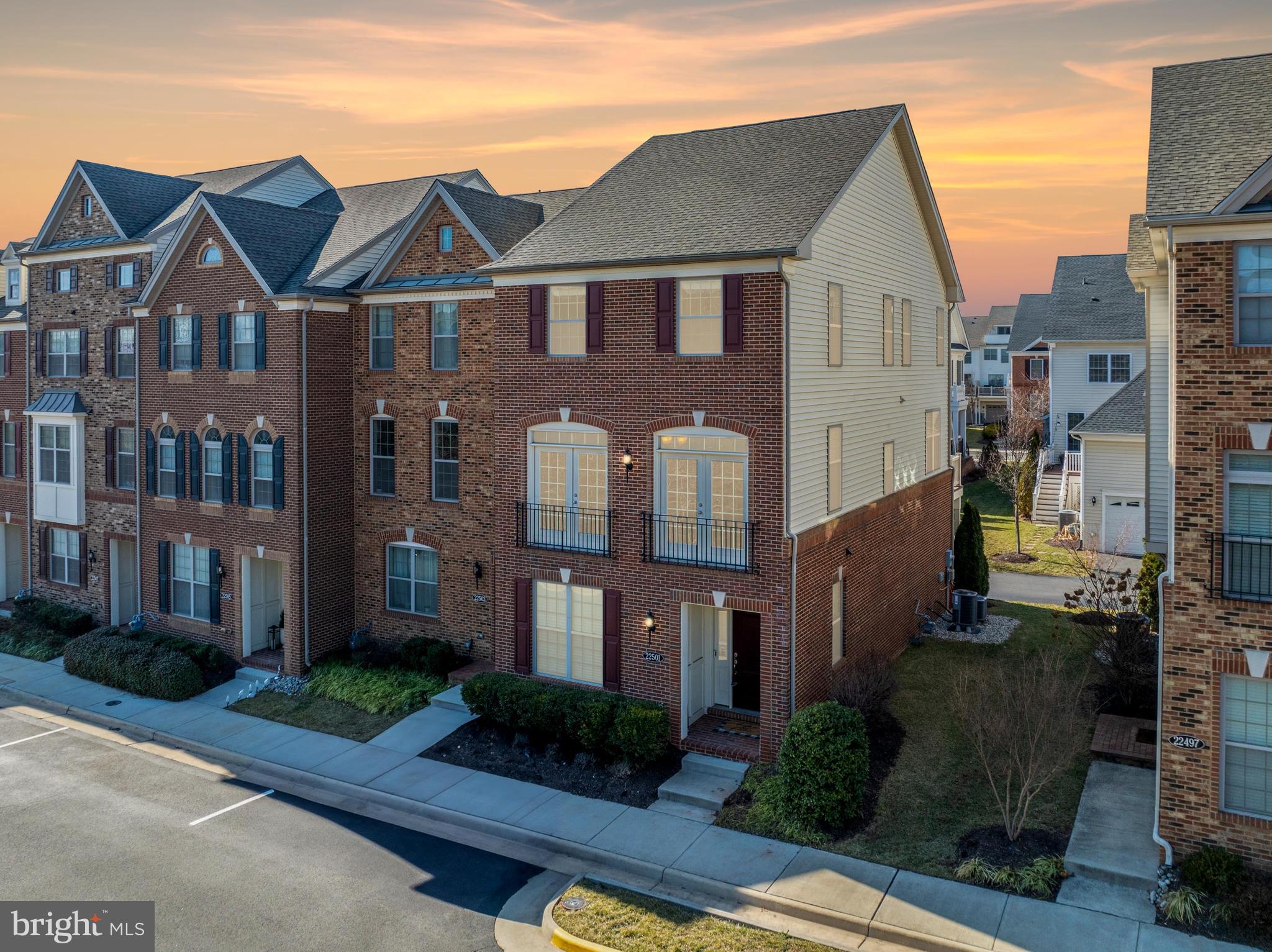 MOOREFIELD STATION - Residential