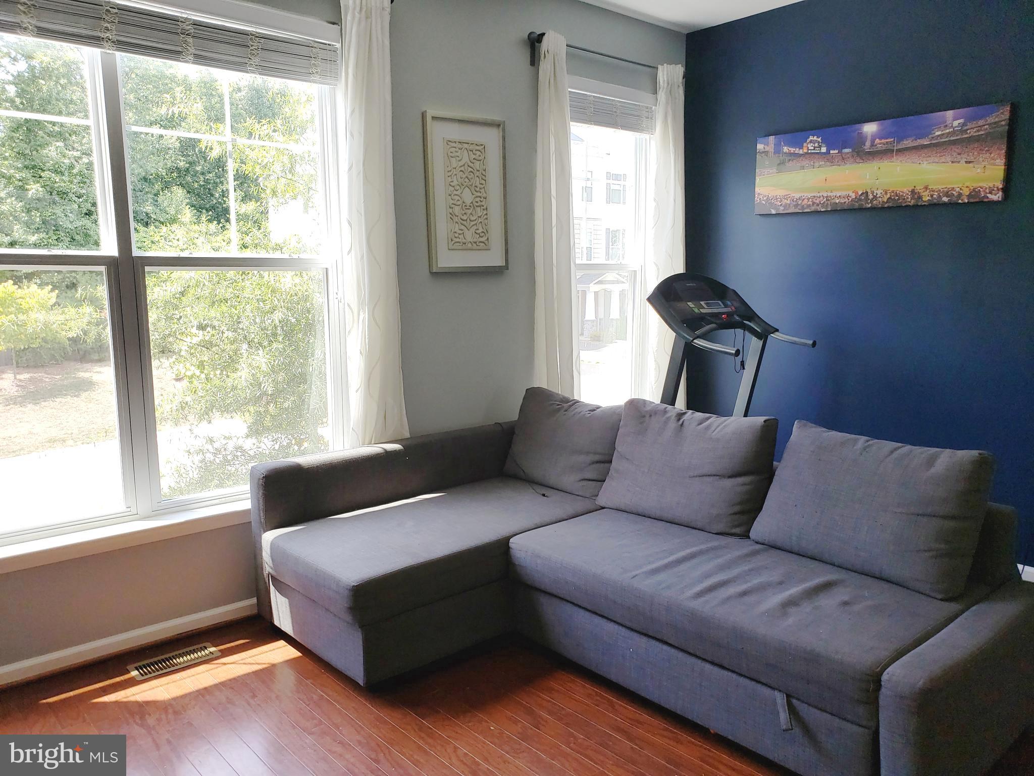 POTOMAC CREST - Residential Lease