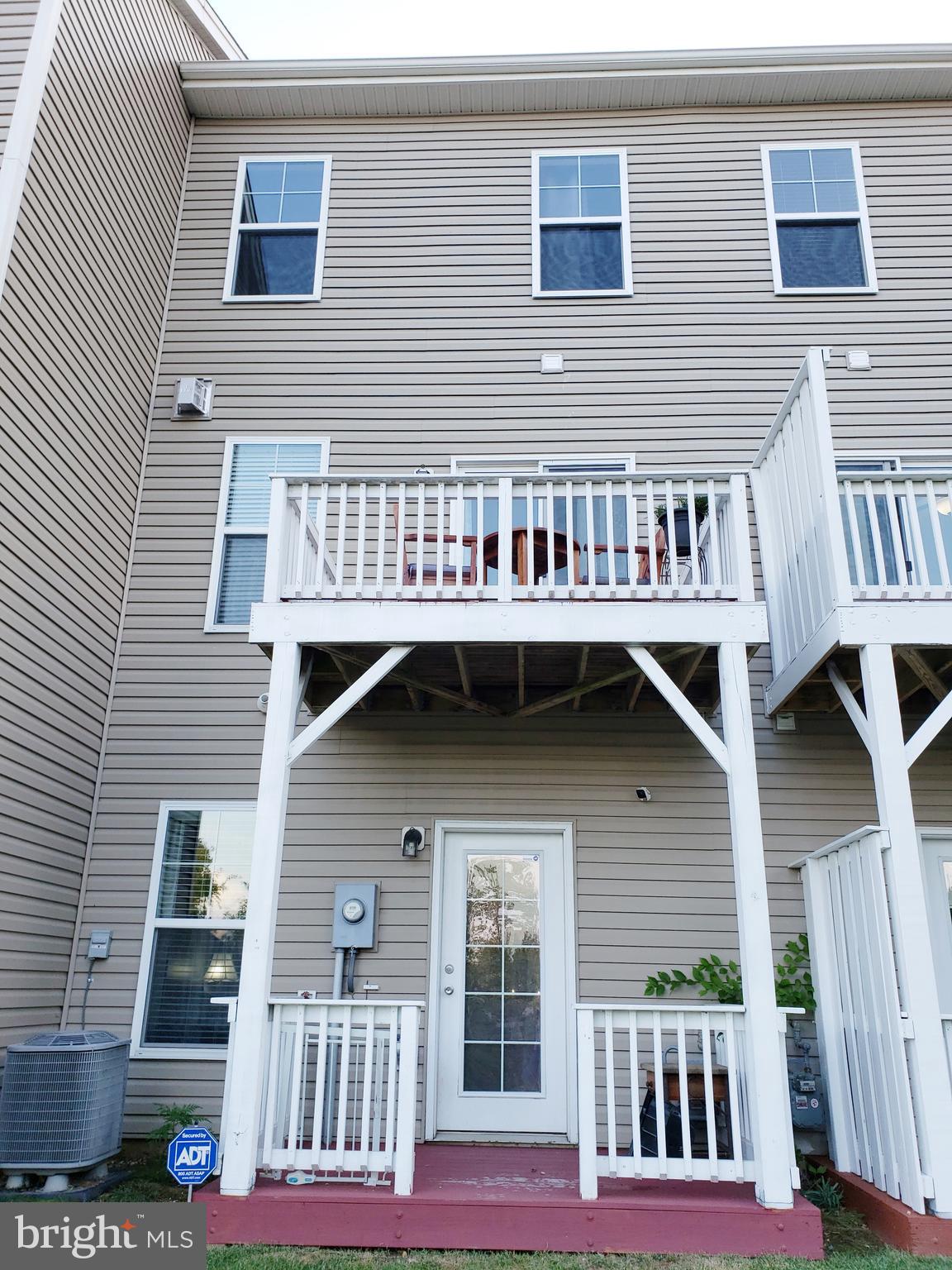 POTOMAC CREST - Residential Lease