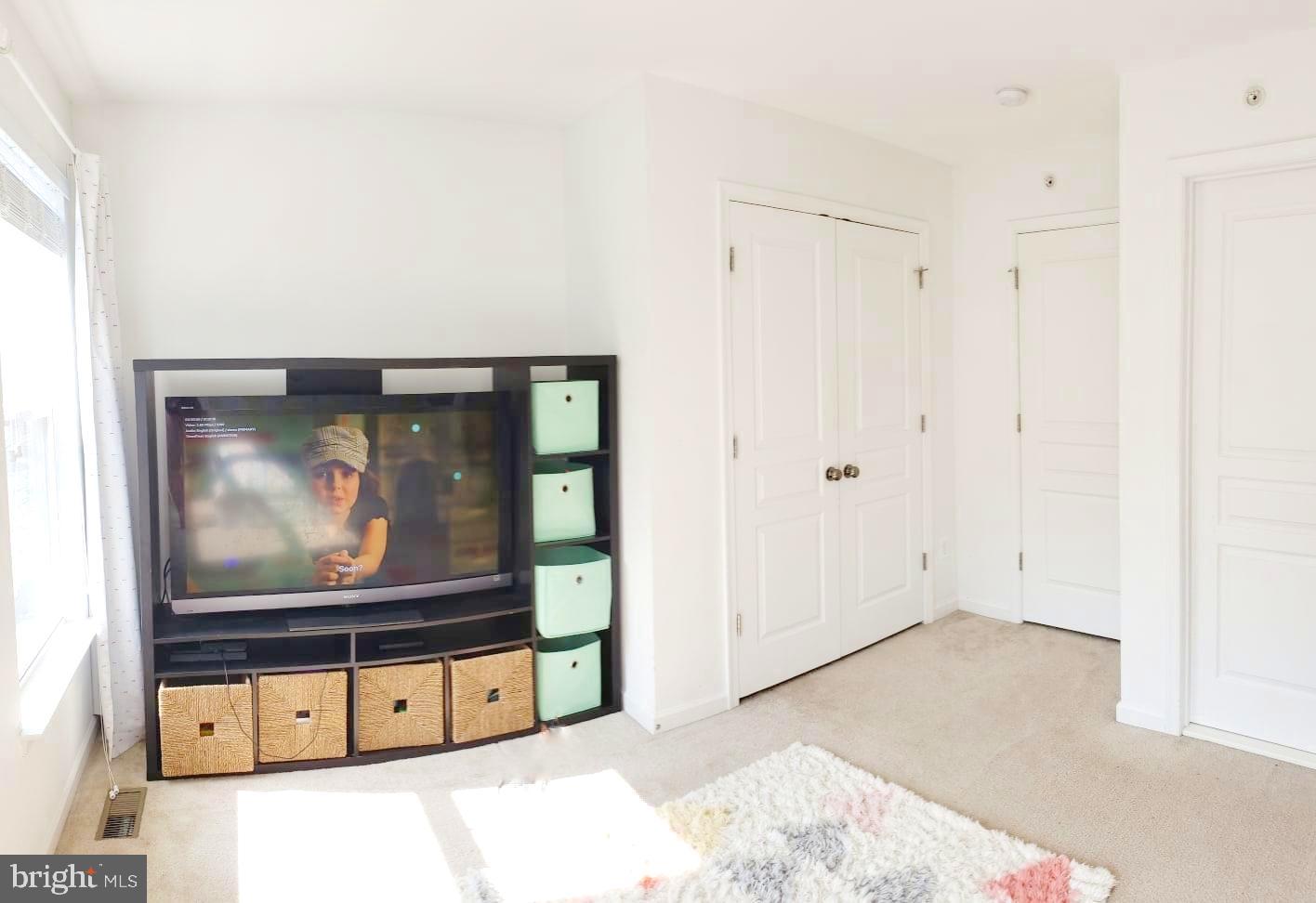 POTOMAC CREST - Residential Lease