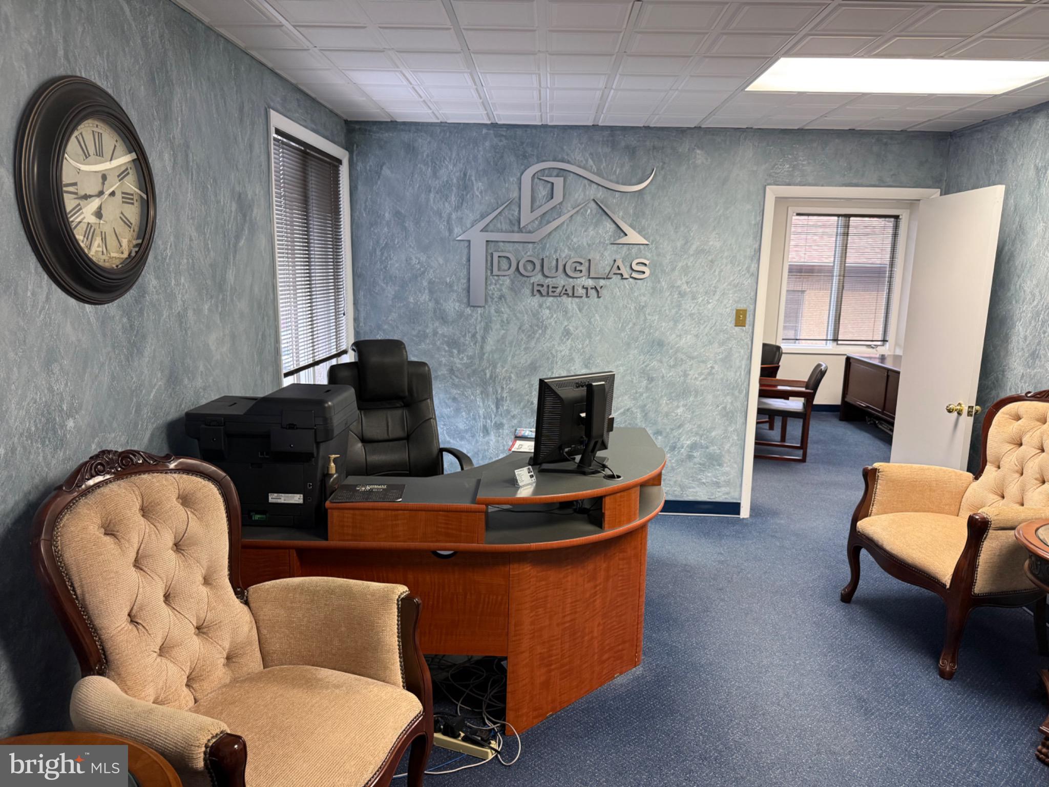 OAKLAND MILLS - Commercial Sale