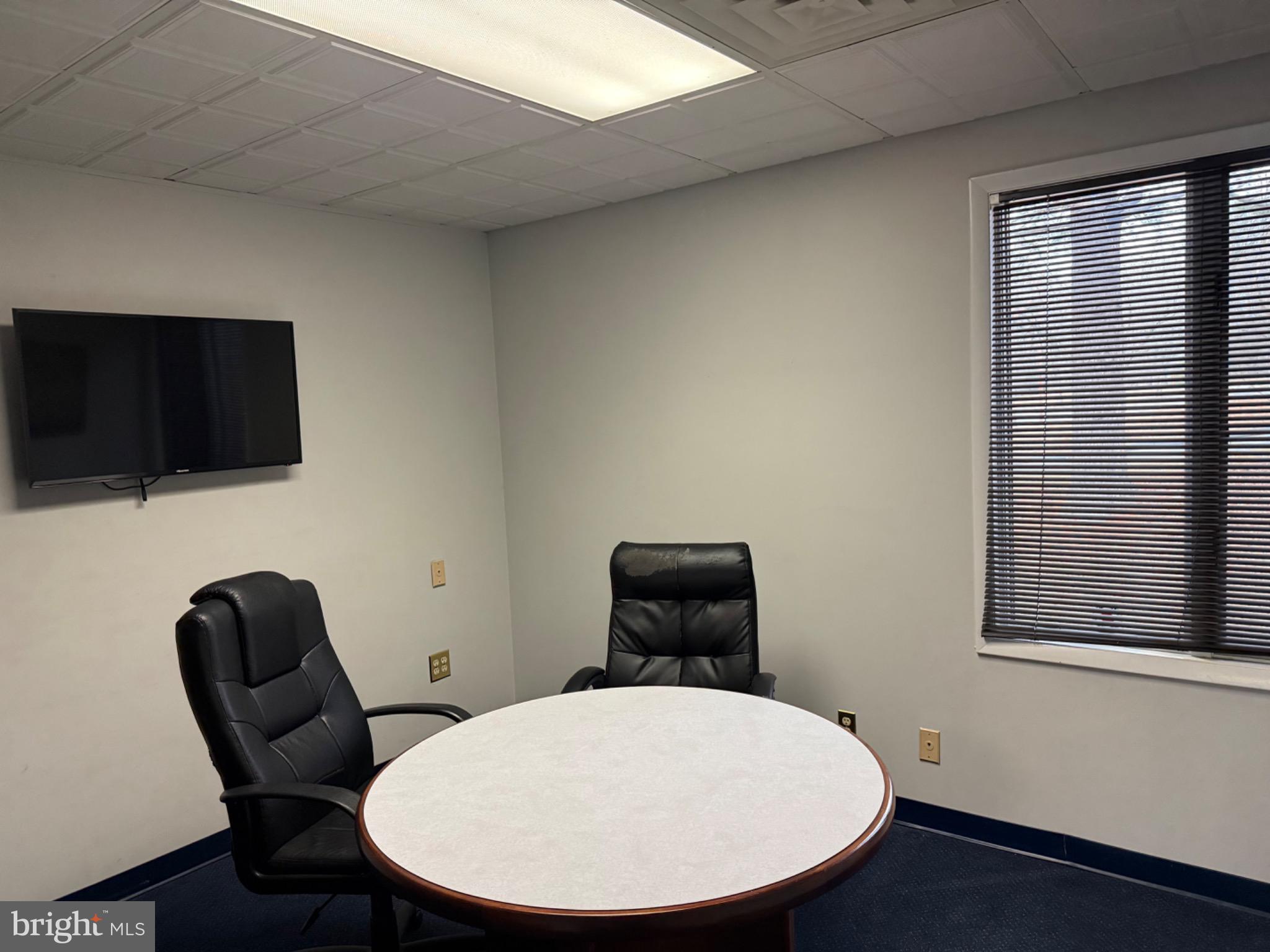 OAKLAND MILLS - Commercial Sale