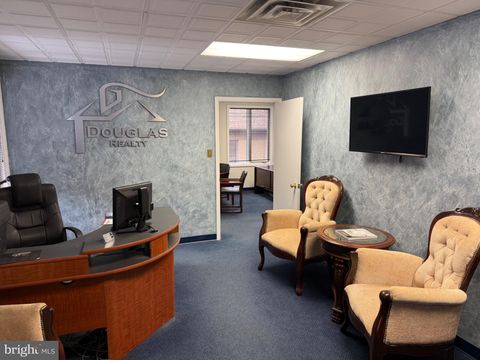 Photo of 5513 Twin Road #14, COLUMBIA, MD 21045 (MLS # MDHW2063238)