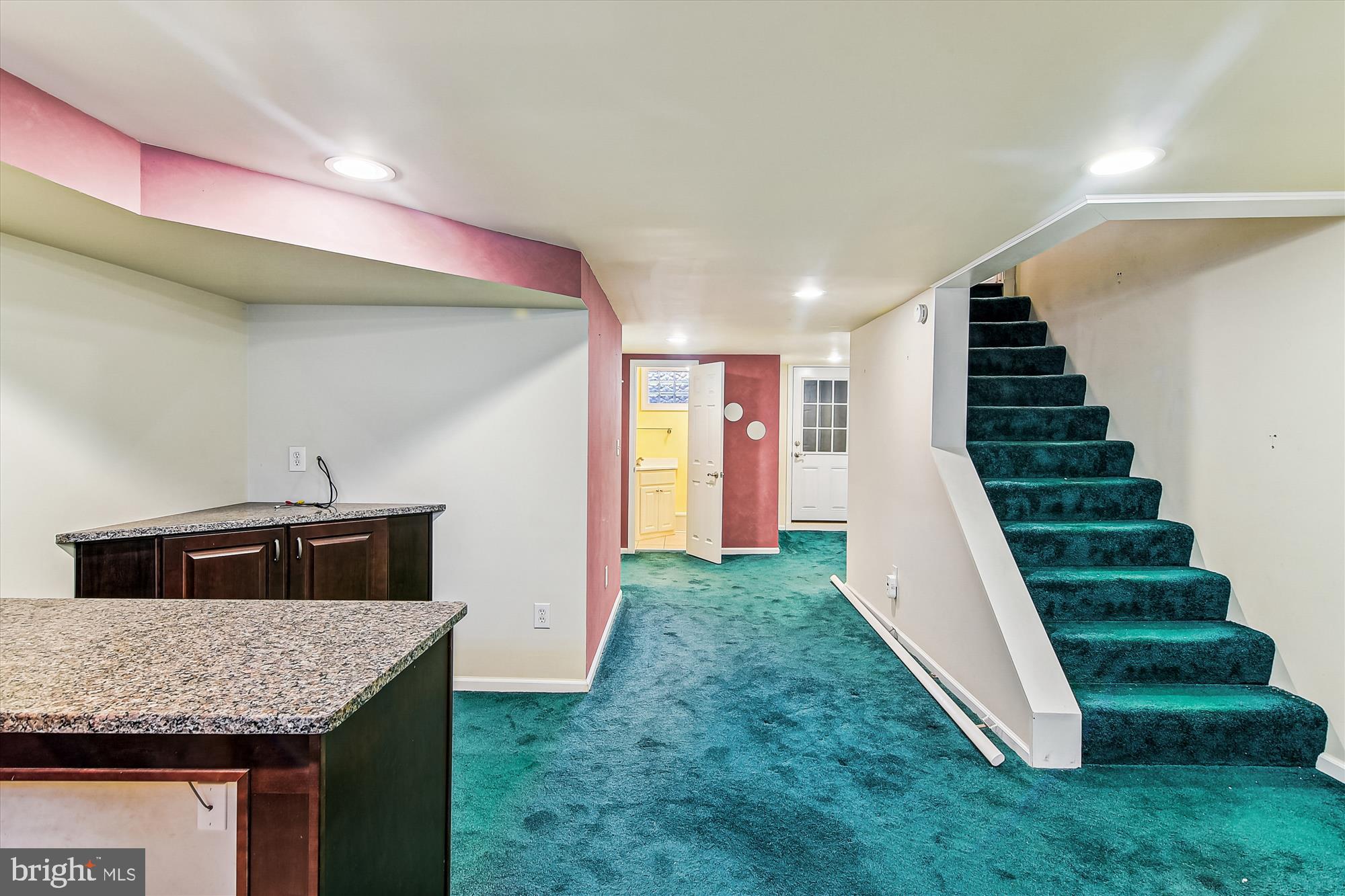 GAYLORD MANOR - Residential