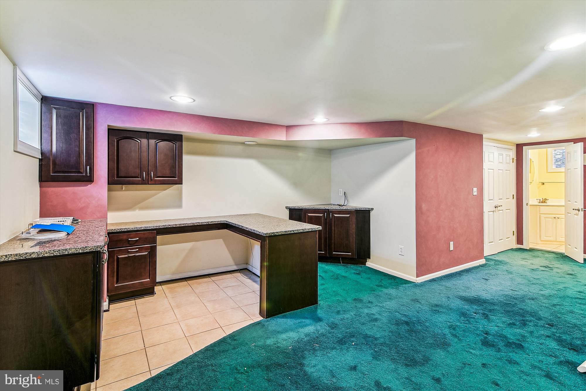 GAYLORD MANOR - Residential