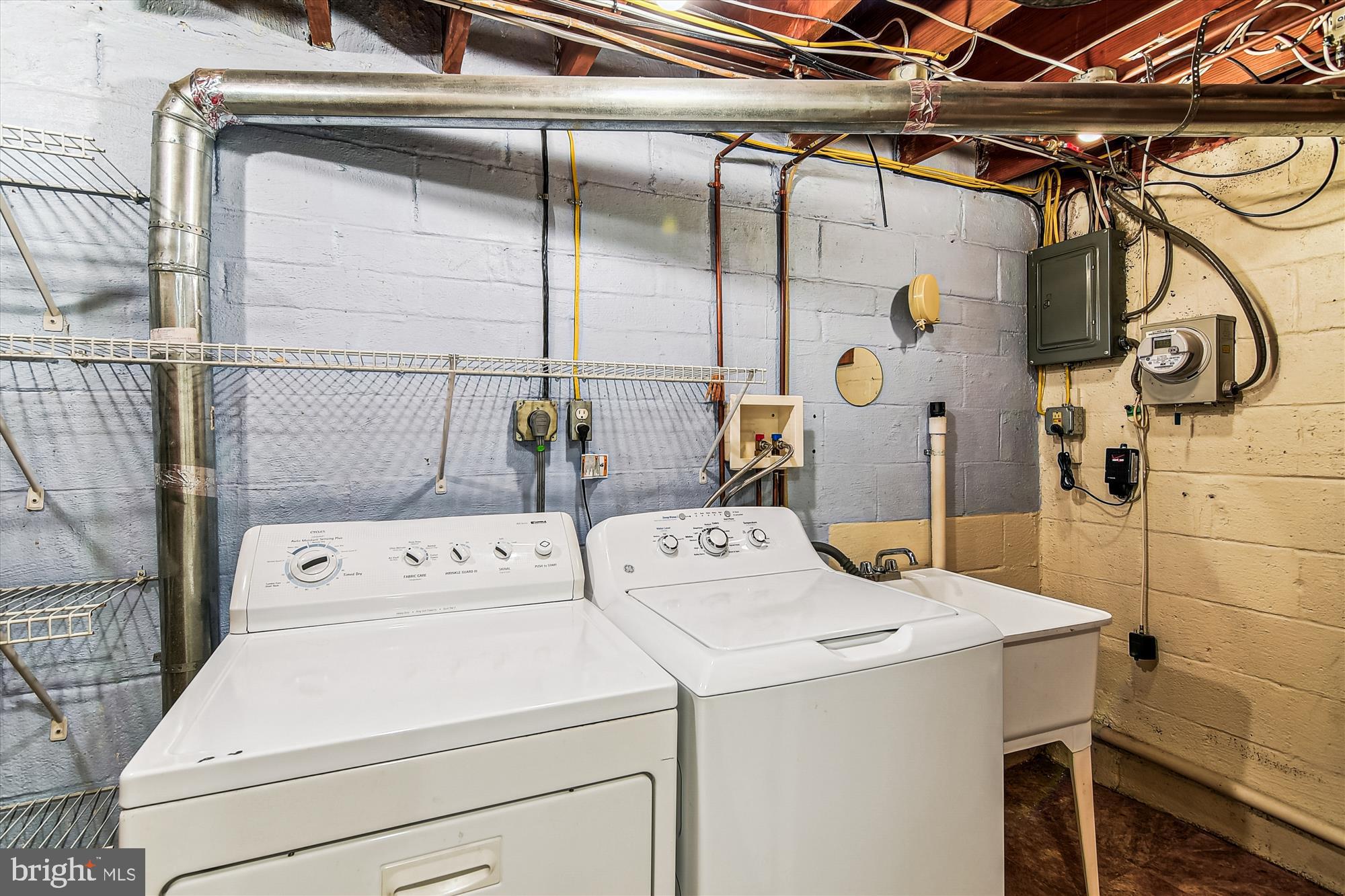 GAYLORD MANOR - Residential