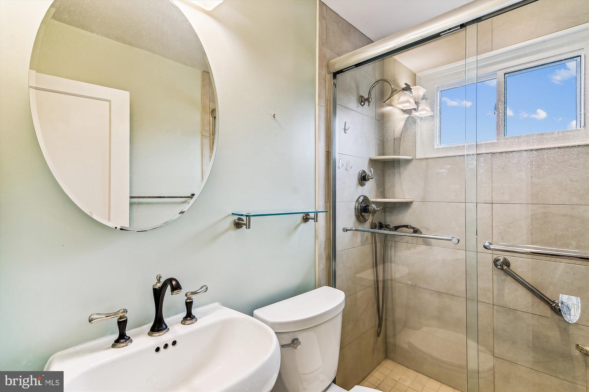 GAYLORD MANOR - Residential