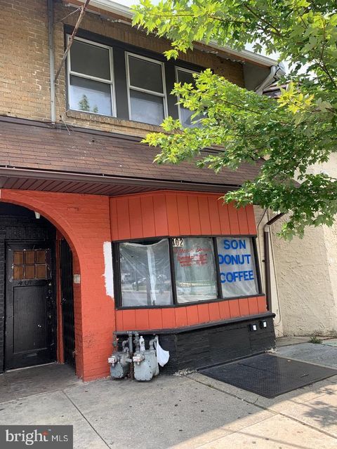 Photo of 402 Long Lane, UPPER DARBY, PA 19082 (MLS # PADE2110376)