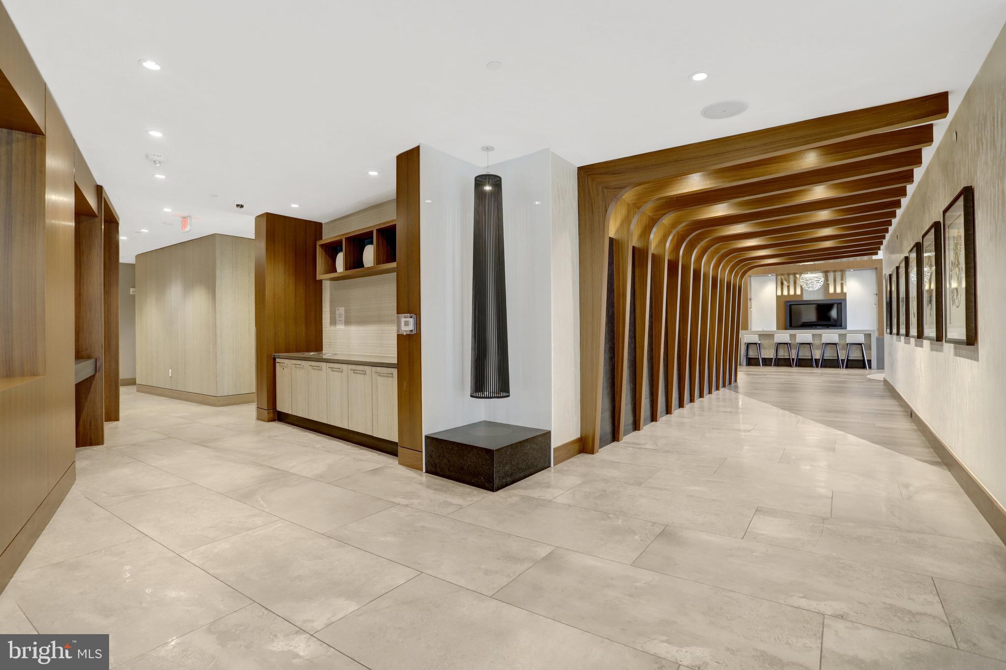 145 RIVERHAVEN DRIVE 416