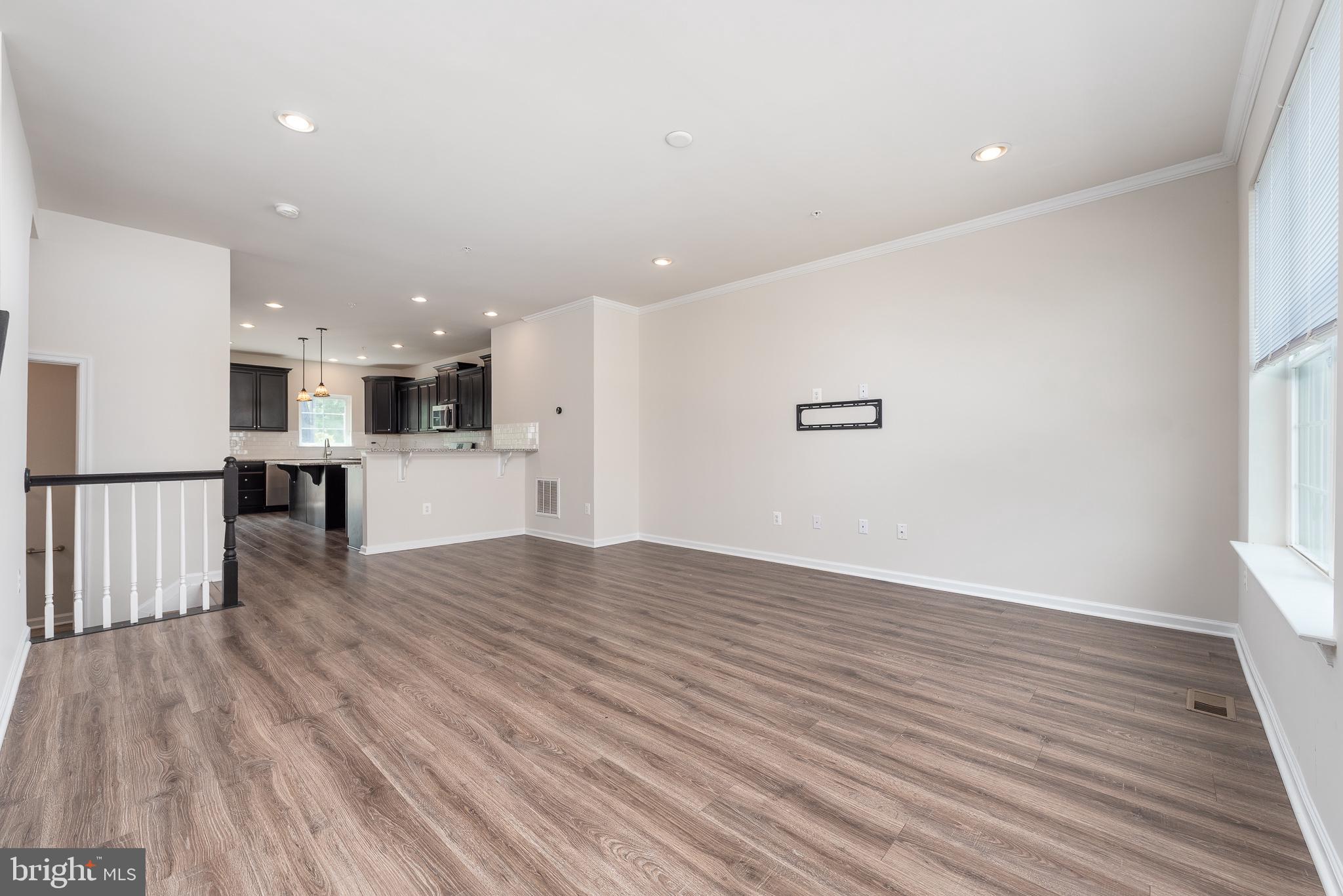 1317 HAWTHORN DRIVE