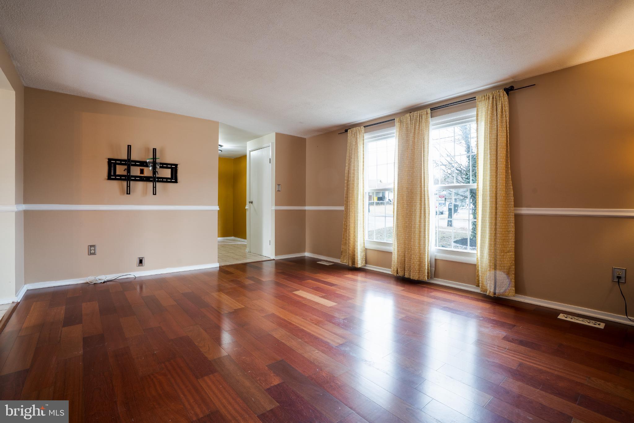 RIVERDALE FOREST - Residential