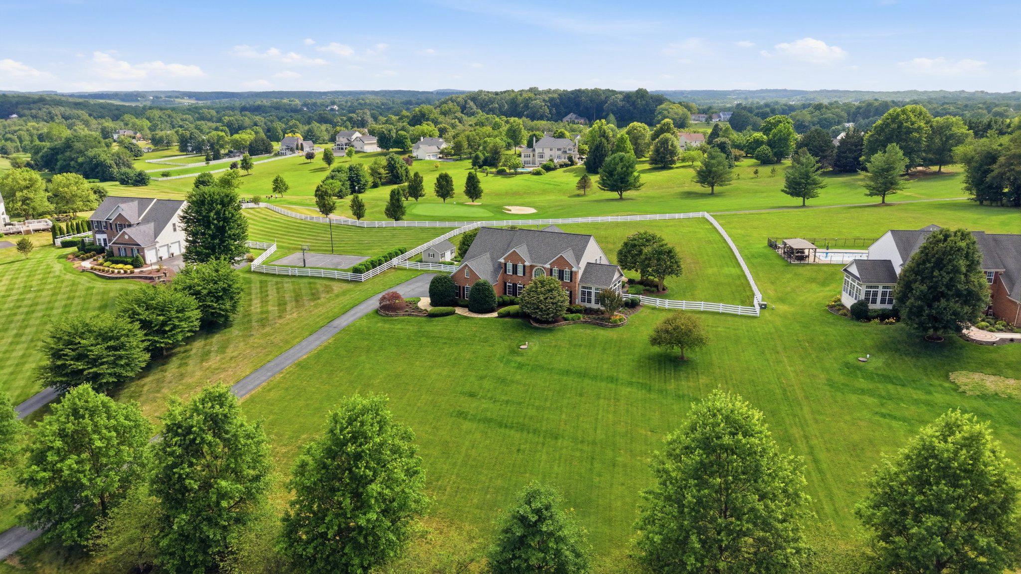3082 BALLESTERAS COURT
