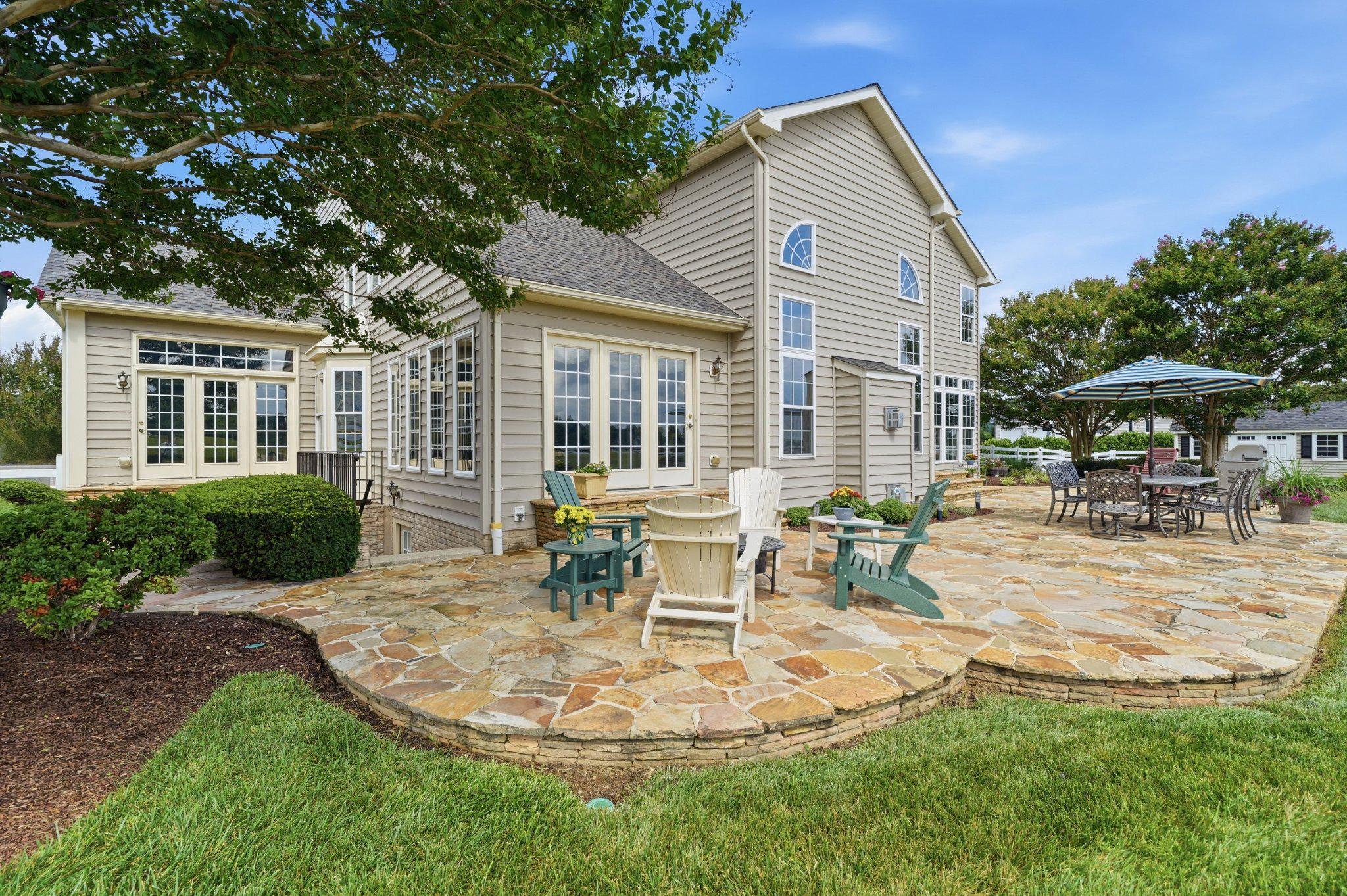 3082 BALLESTERAS COURT