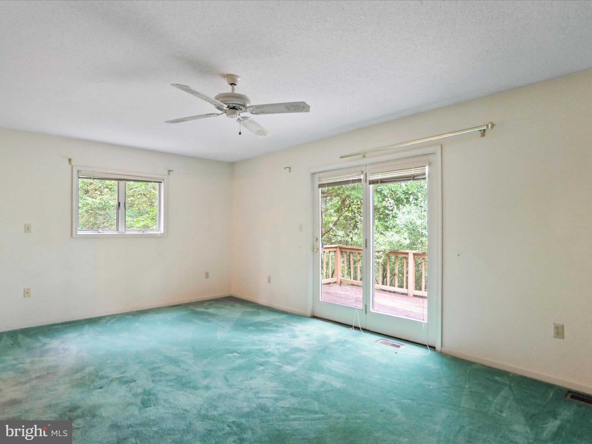 THE WOODS - Residential