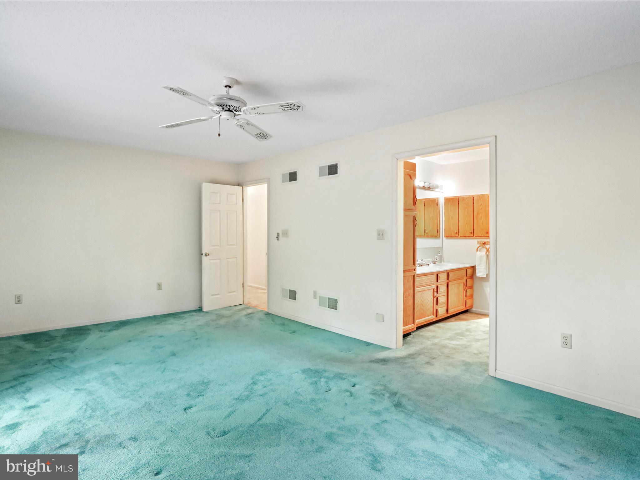 THE WOODS - Residential