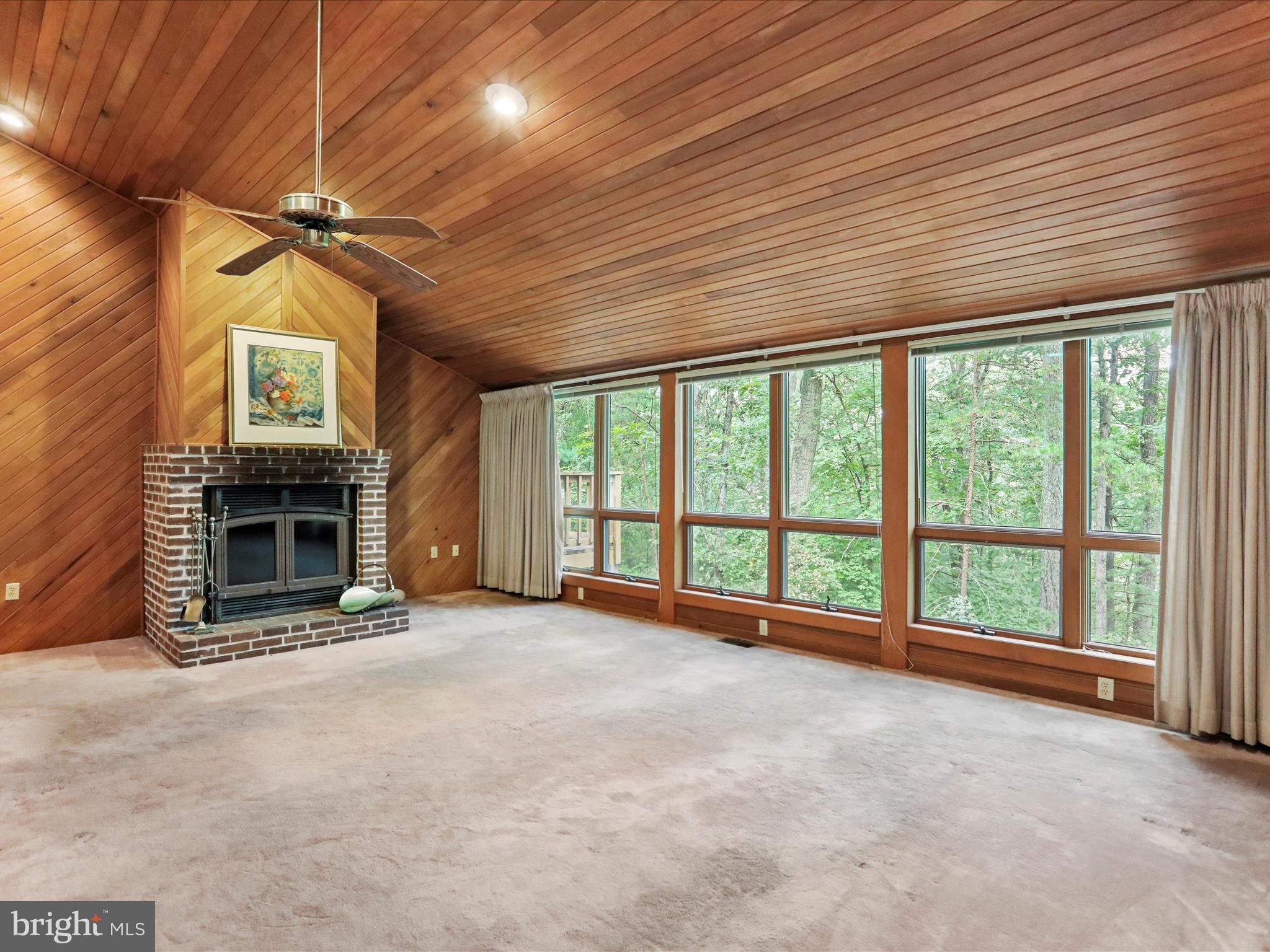 THE WOODS - Residential