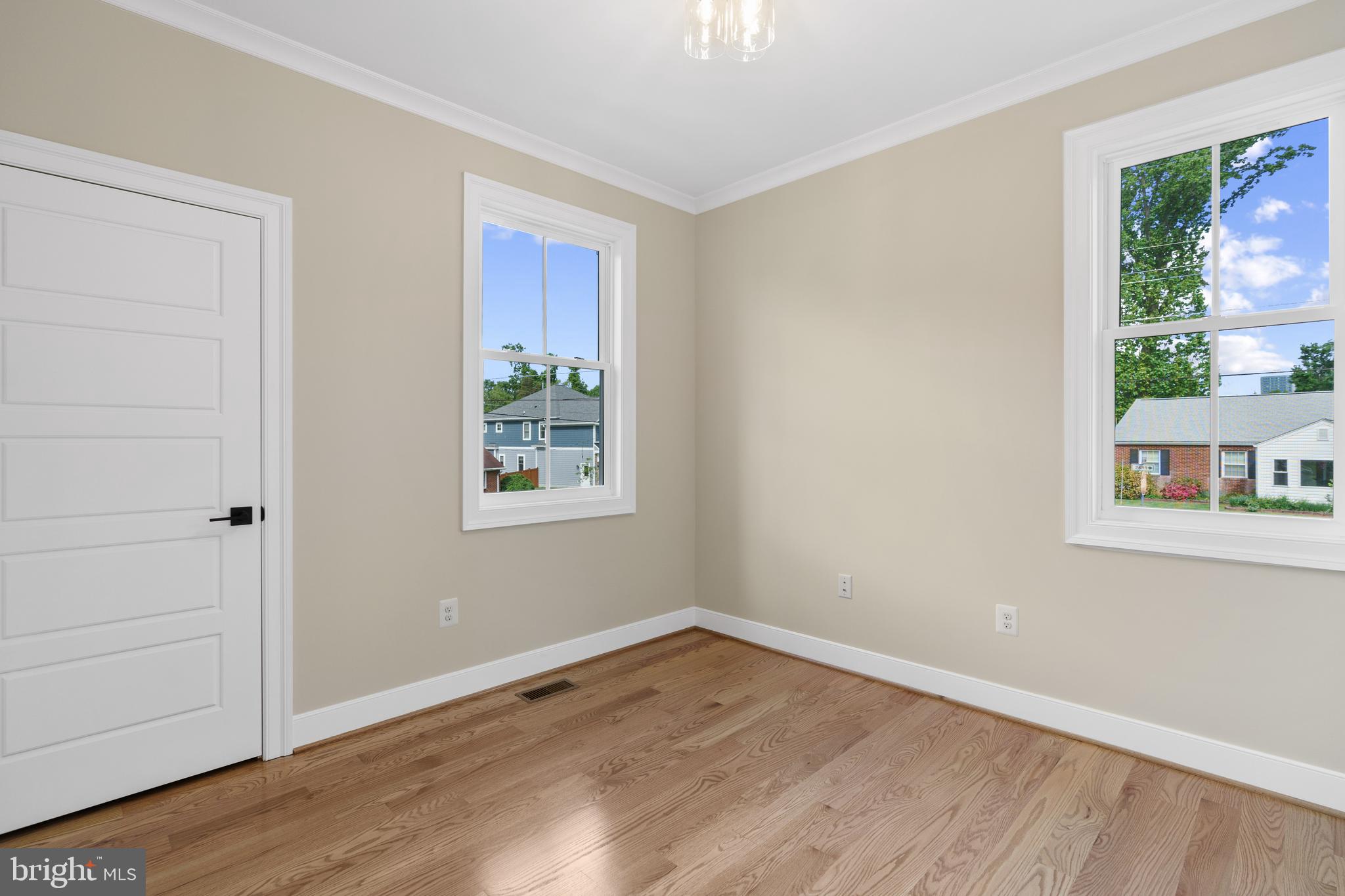 PIMMIT VIEW - Residential