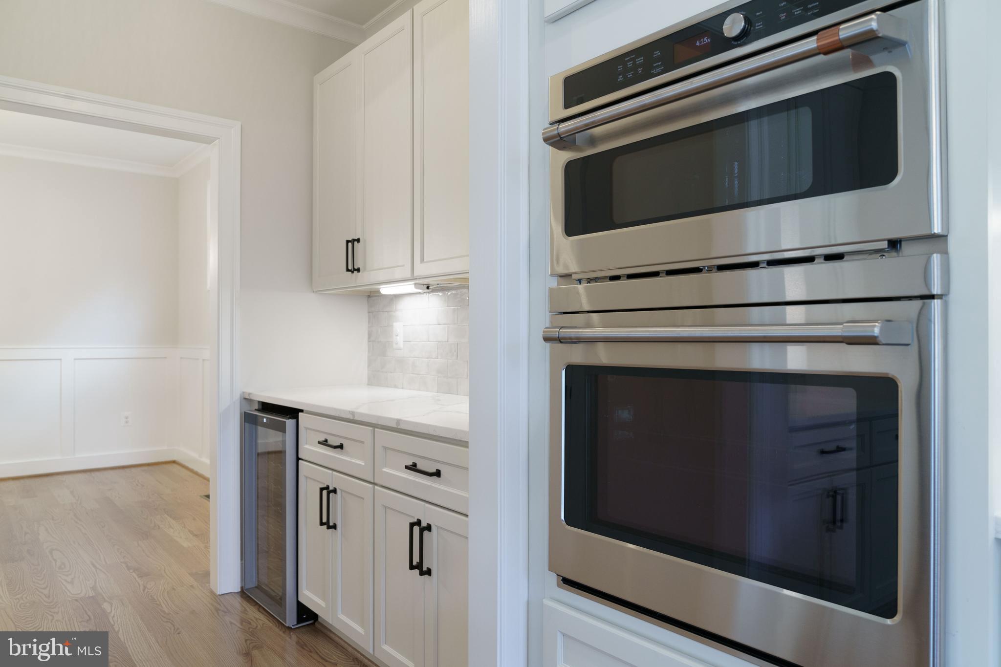 PIMMIT VIEW - Residential