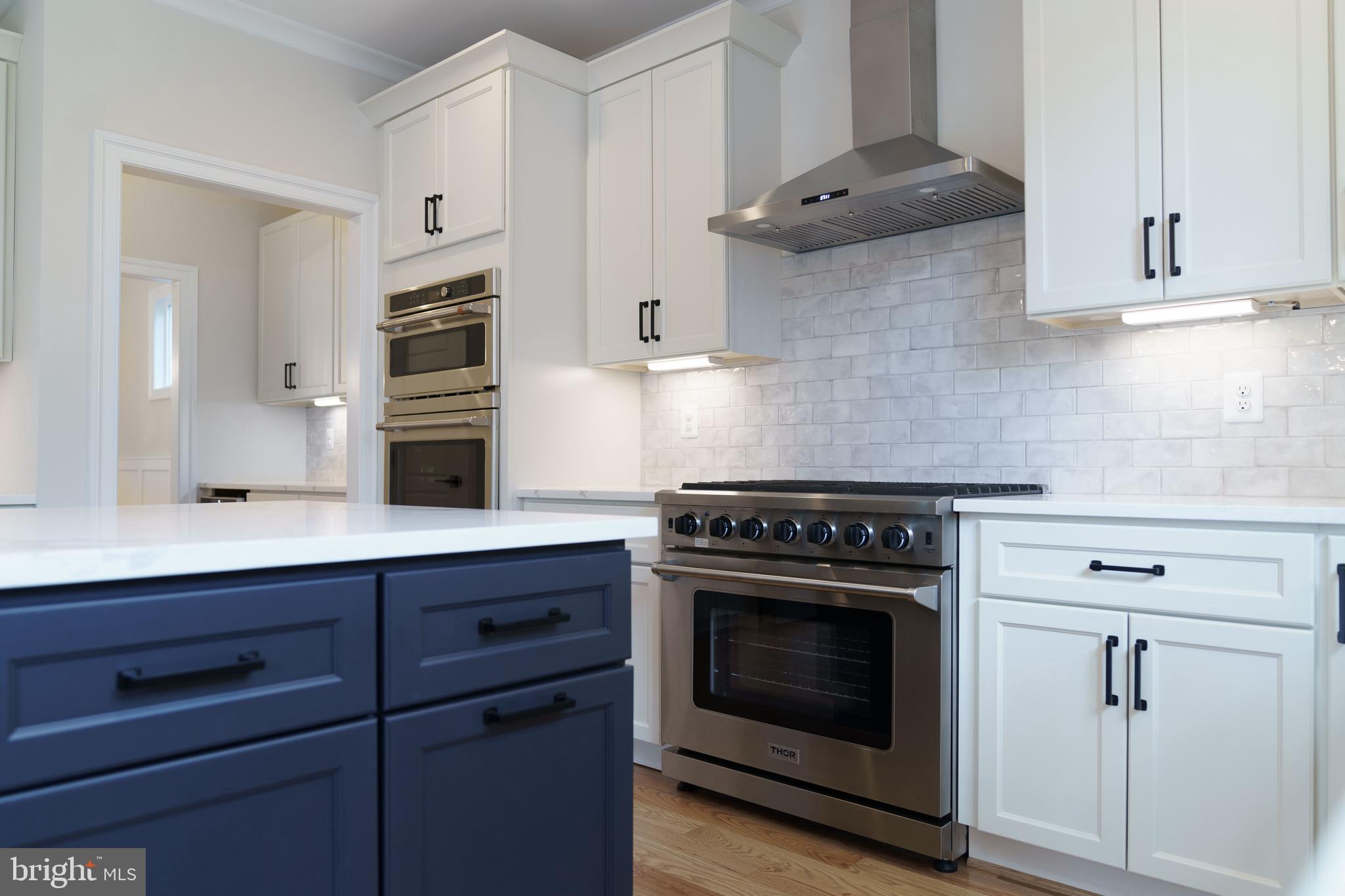 PIMMIT VIEW - Residential