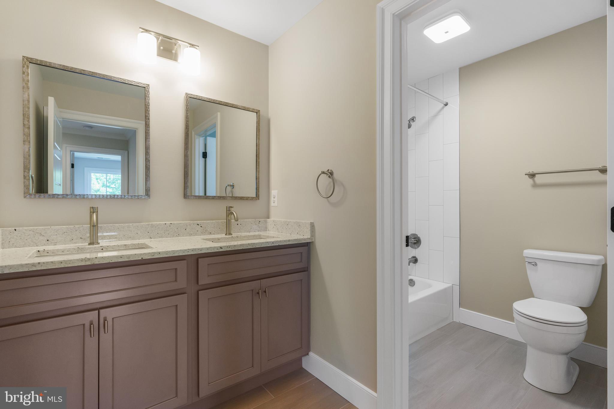 PIMMIT VIEW - Residential