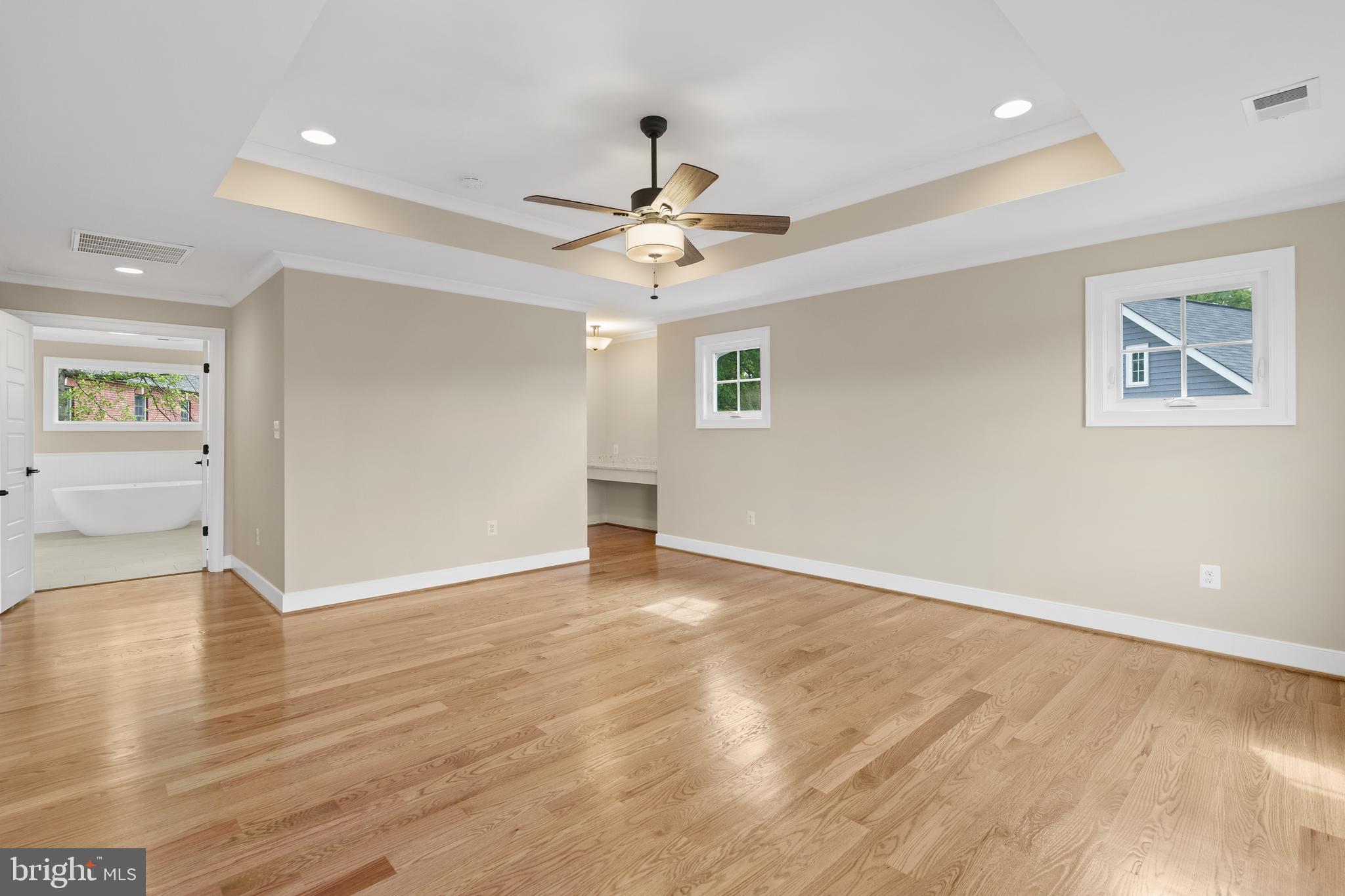 PIMMIT VIEW - Residential