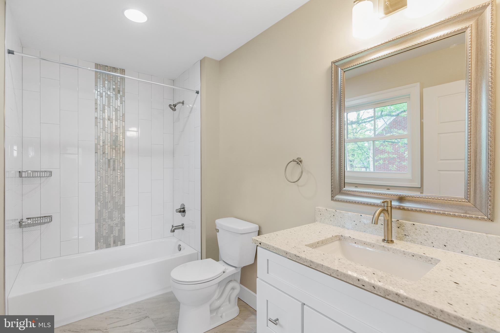 PIMMIT VIEW - Residential