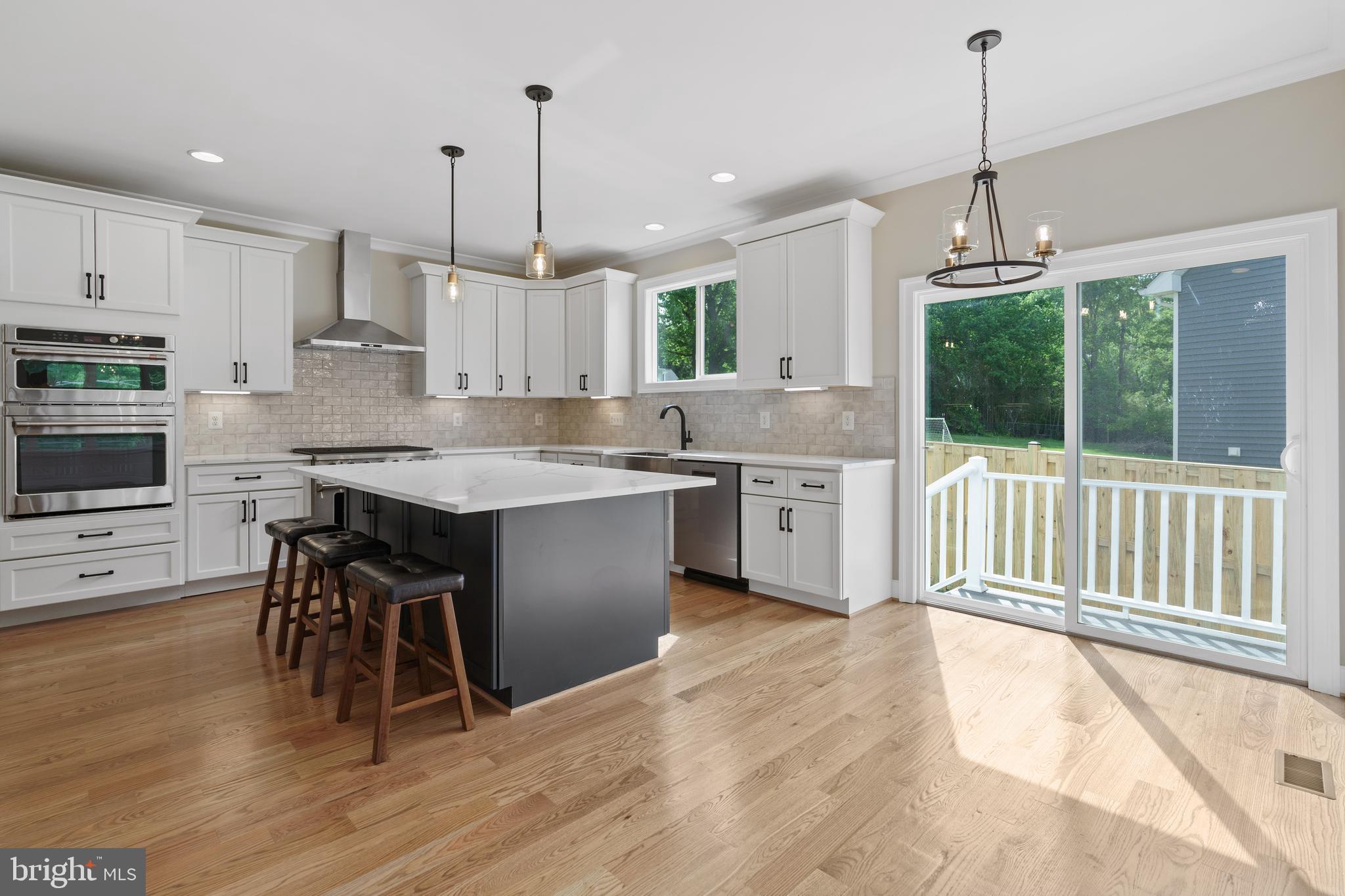 PIMMIT VIEW - Residential