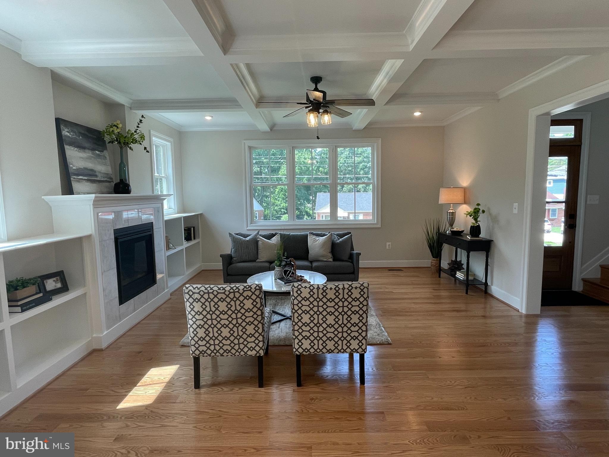 PIMMIT VIEW - Residential