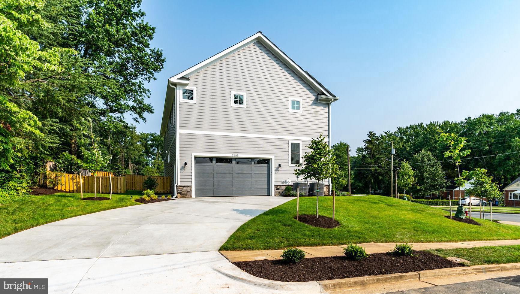 PIMMIT VIEW - Residential