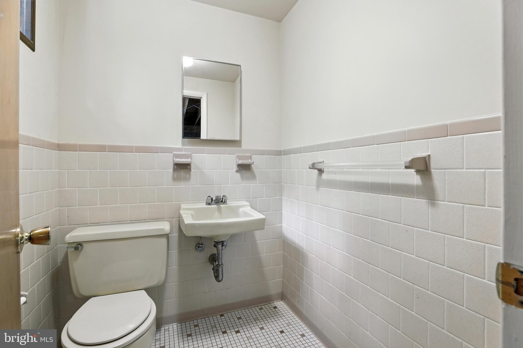 MOYAONE RESERVE - Residential Lease