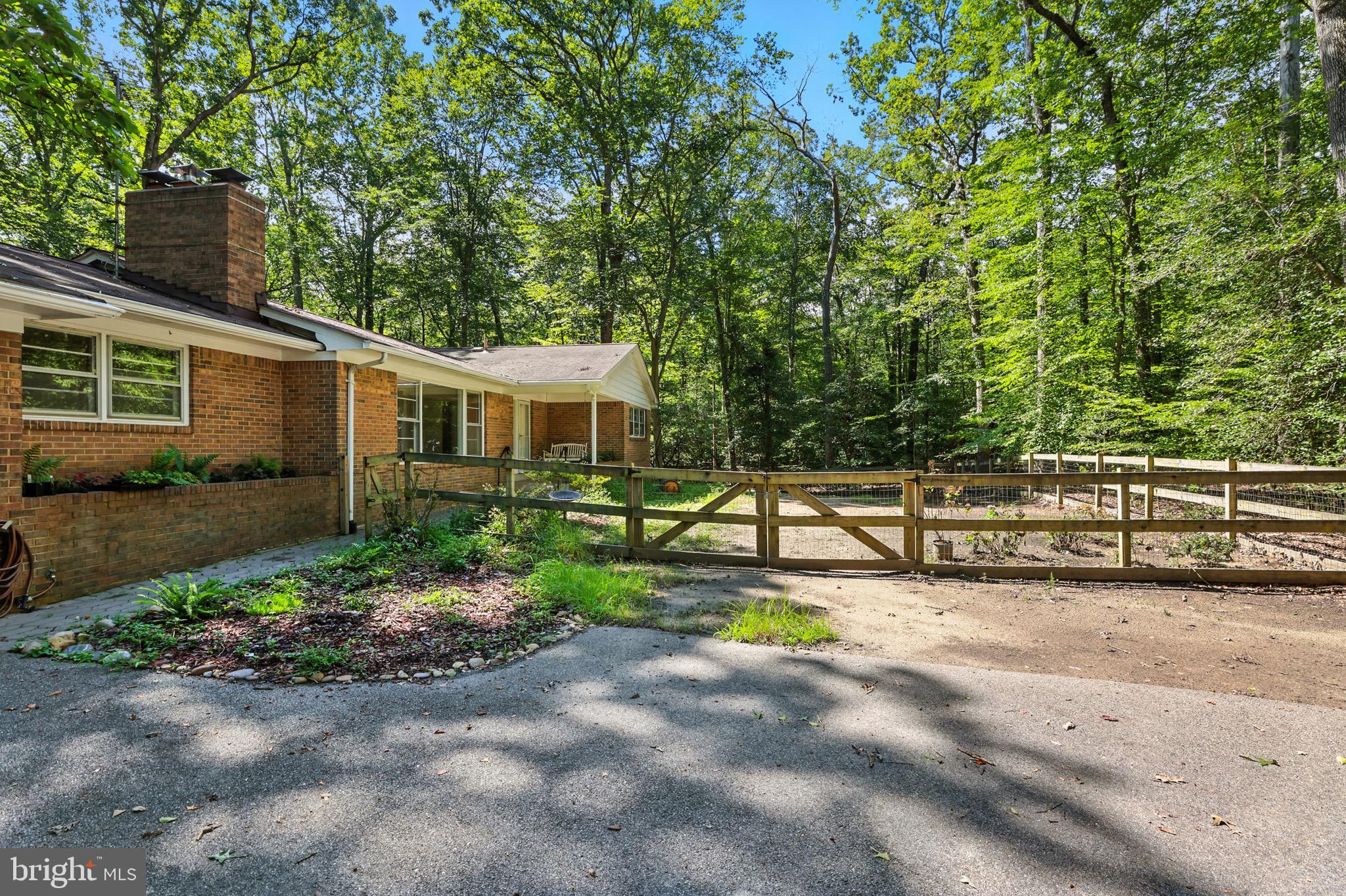 MOYAONE RESERVE - Residential Lease