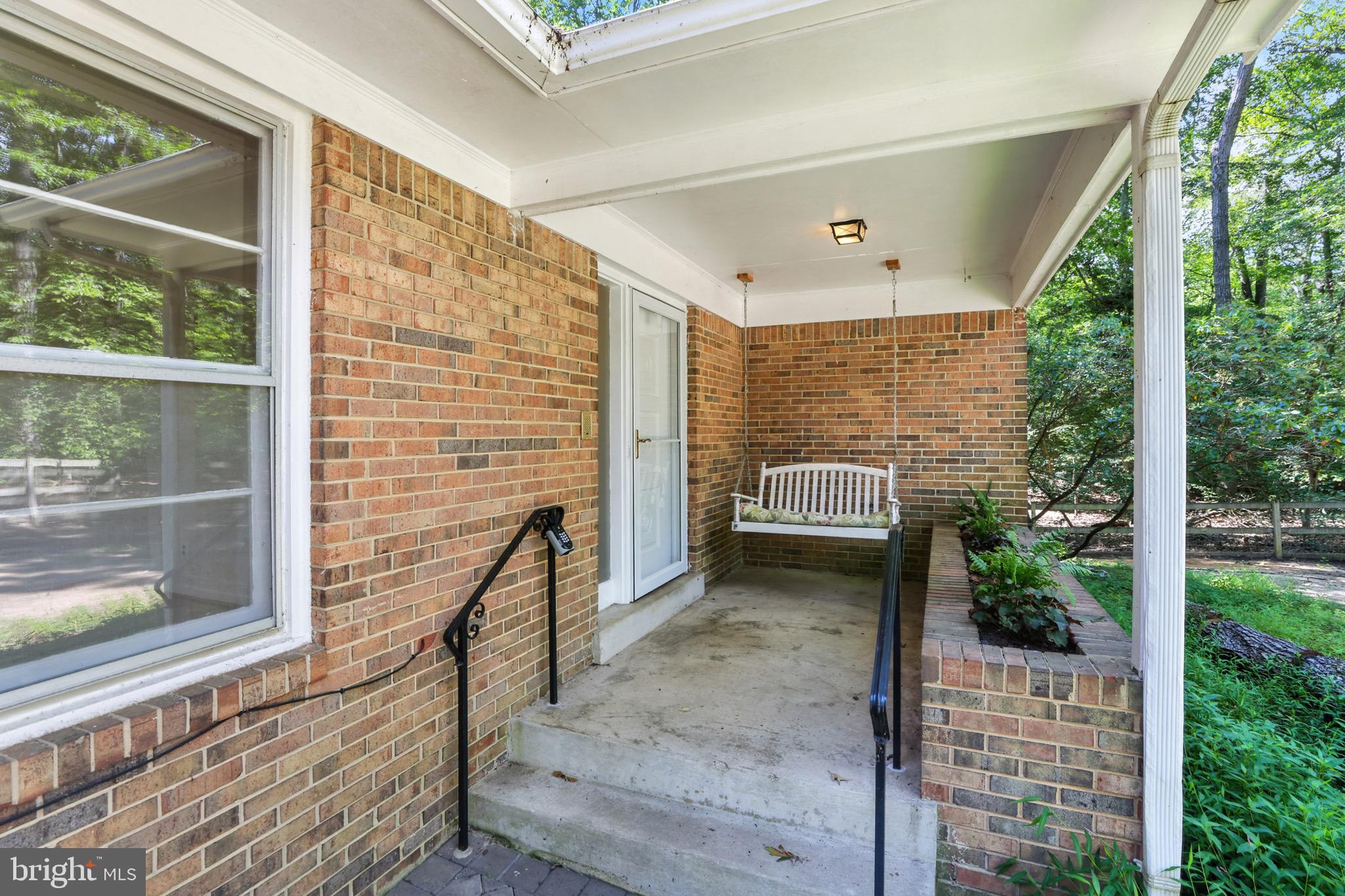 MOYAONE RESERVE - Residential Lease