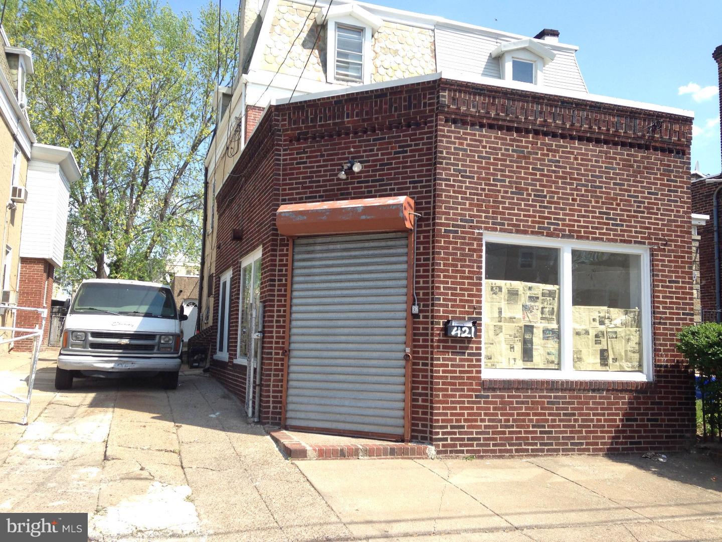 OVERBROOK - Commercial Lease