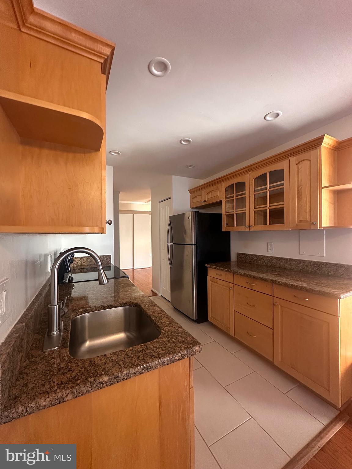 VILLA RIDGE CONDOMINIUM - Residential