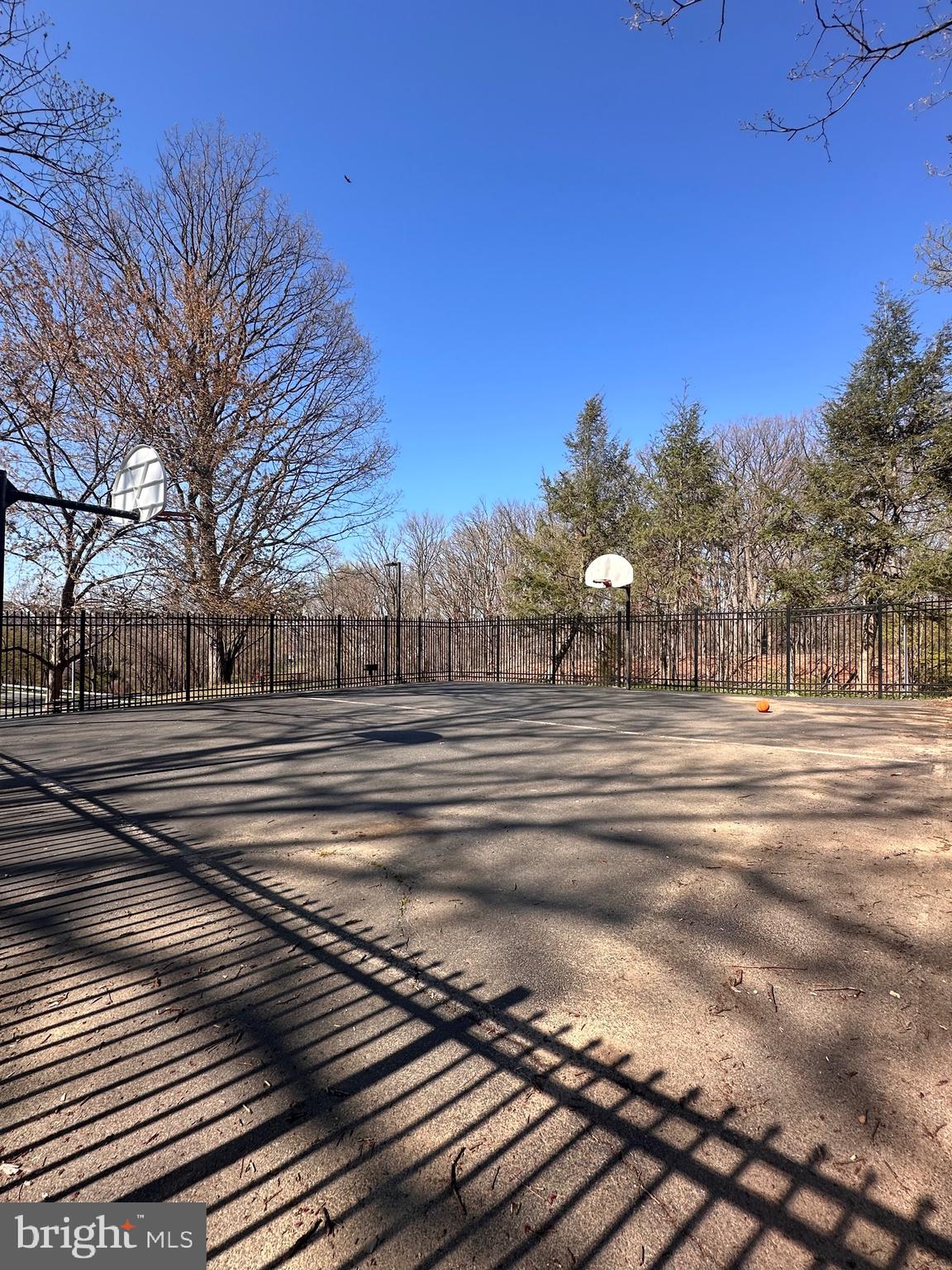 VILLA RIDGE CONDOMINIUM - Residential