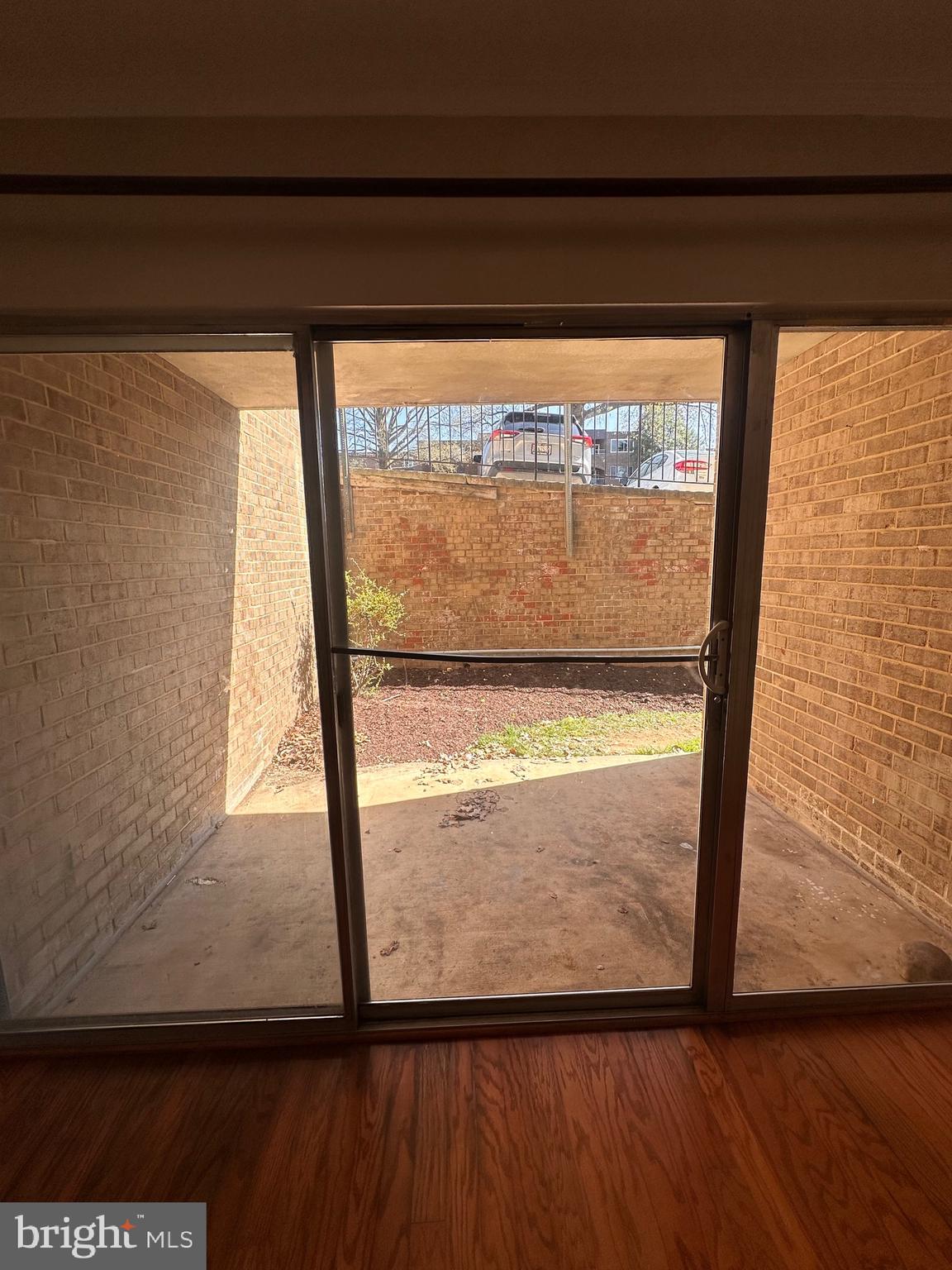 VILLA RIDGE CONDOMINIUM - Residential