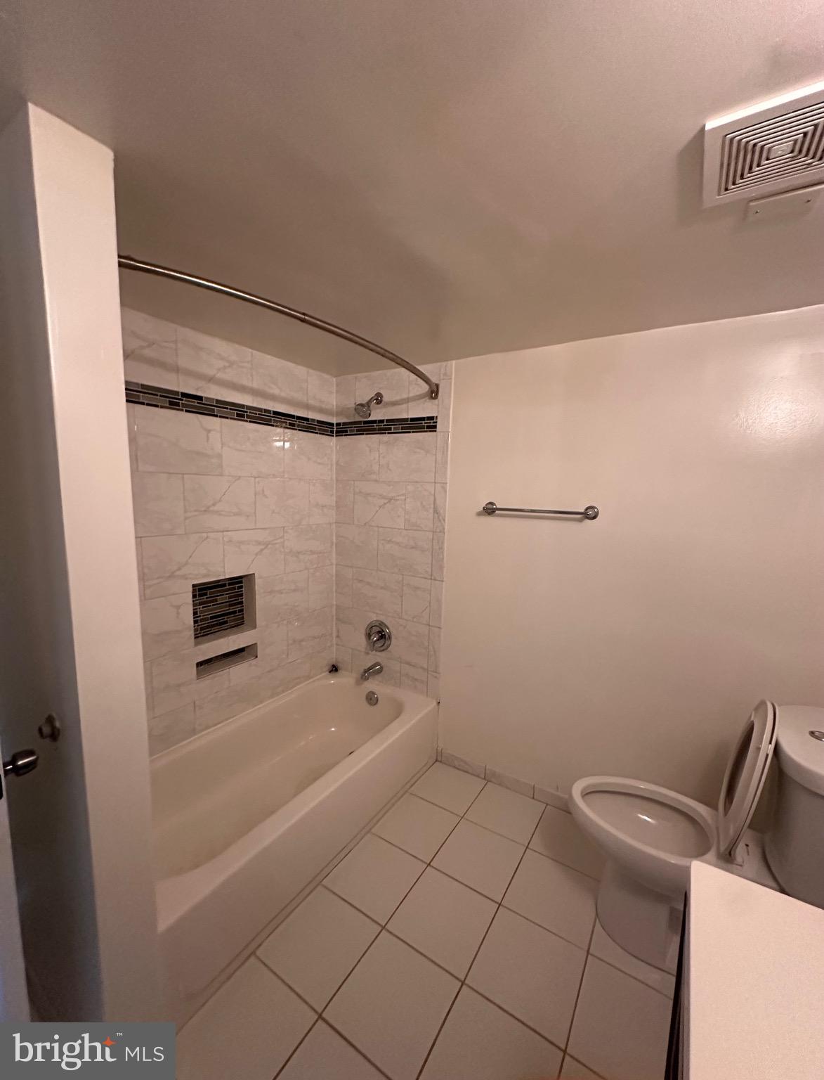 VILLA RIDGE CONDOMINIUM - Residential