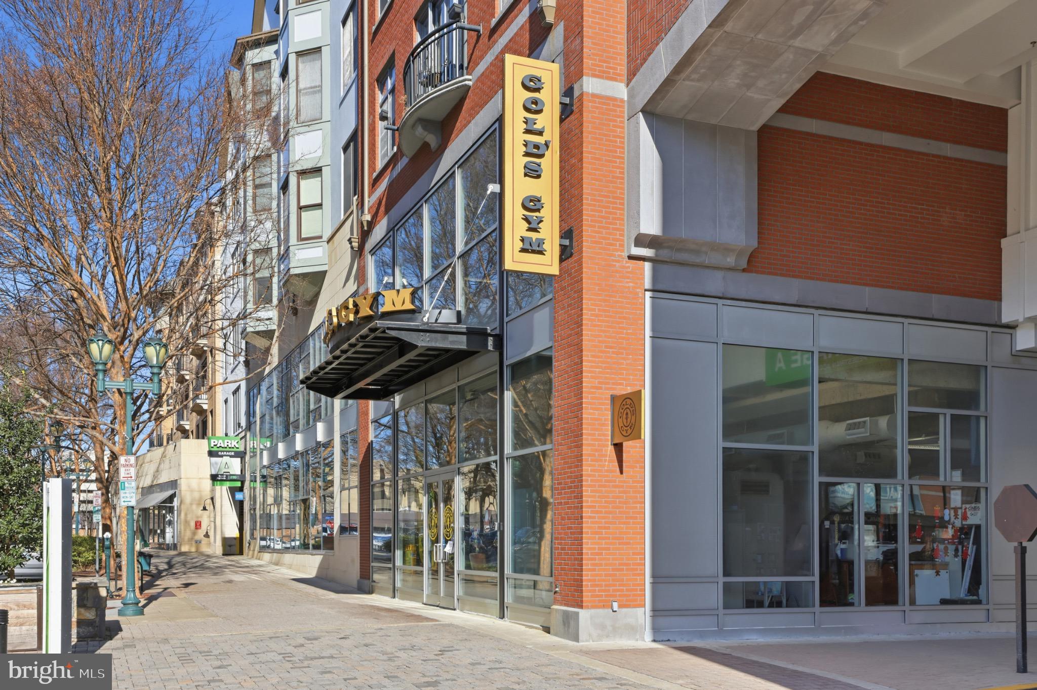 AMERICANA CENTRE - Residential