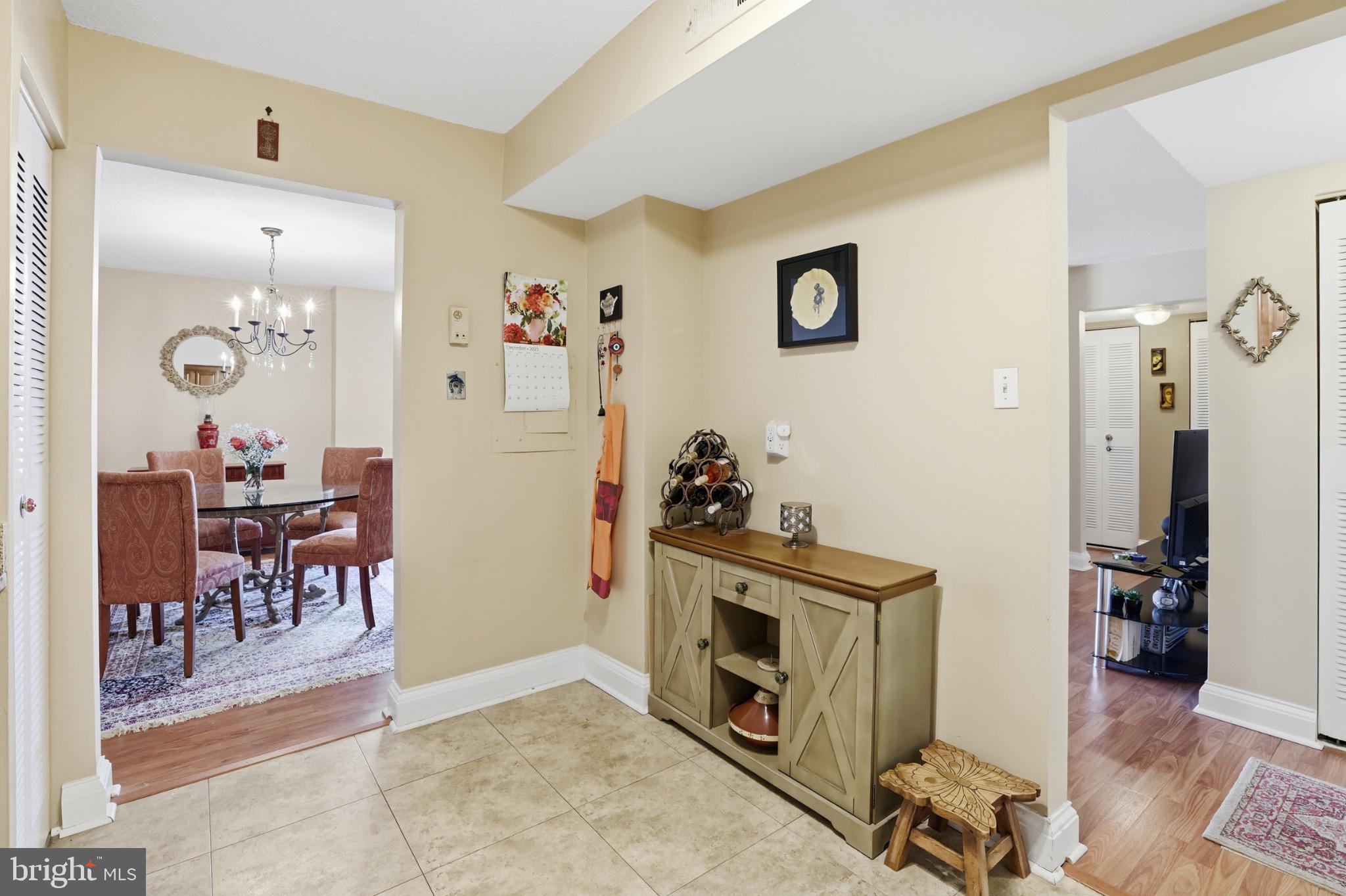 AMERICANA CENTRE - Residential