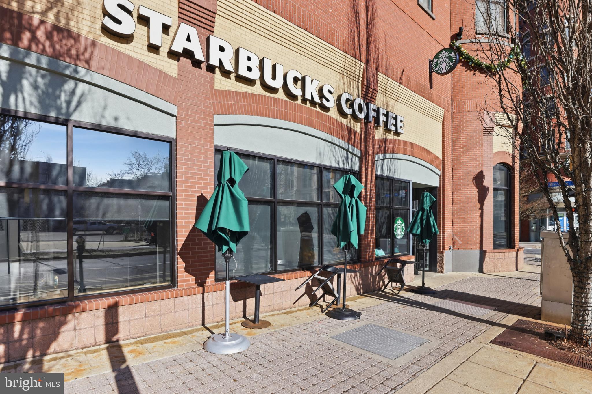 AMERICANA CENTRE - Residential