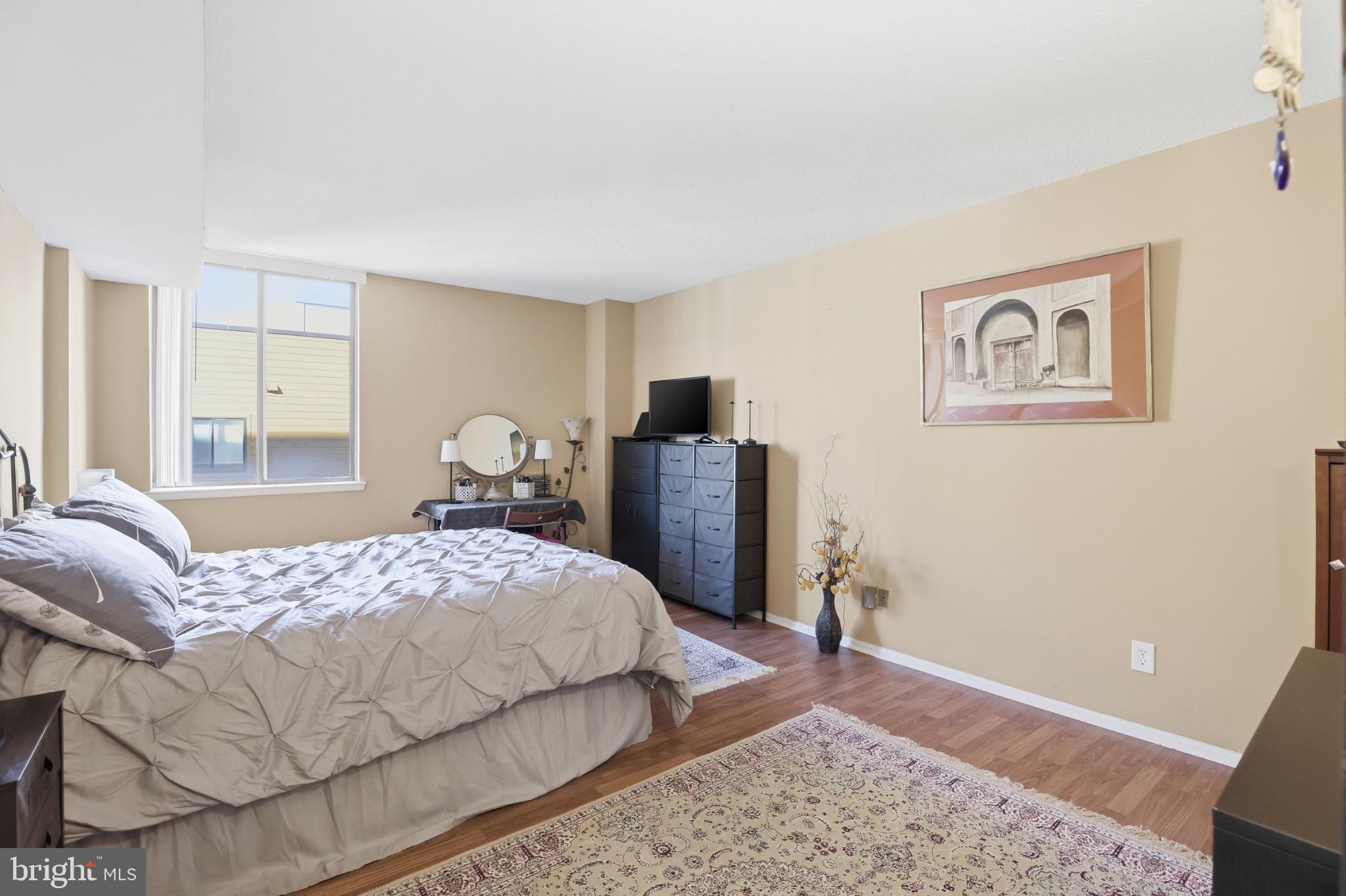 AMERICANA CENTRE - Residential