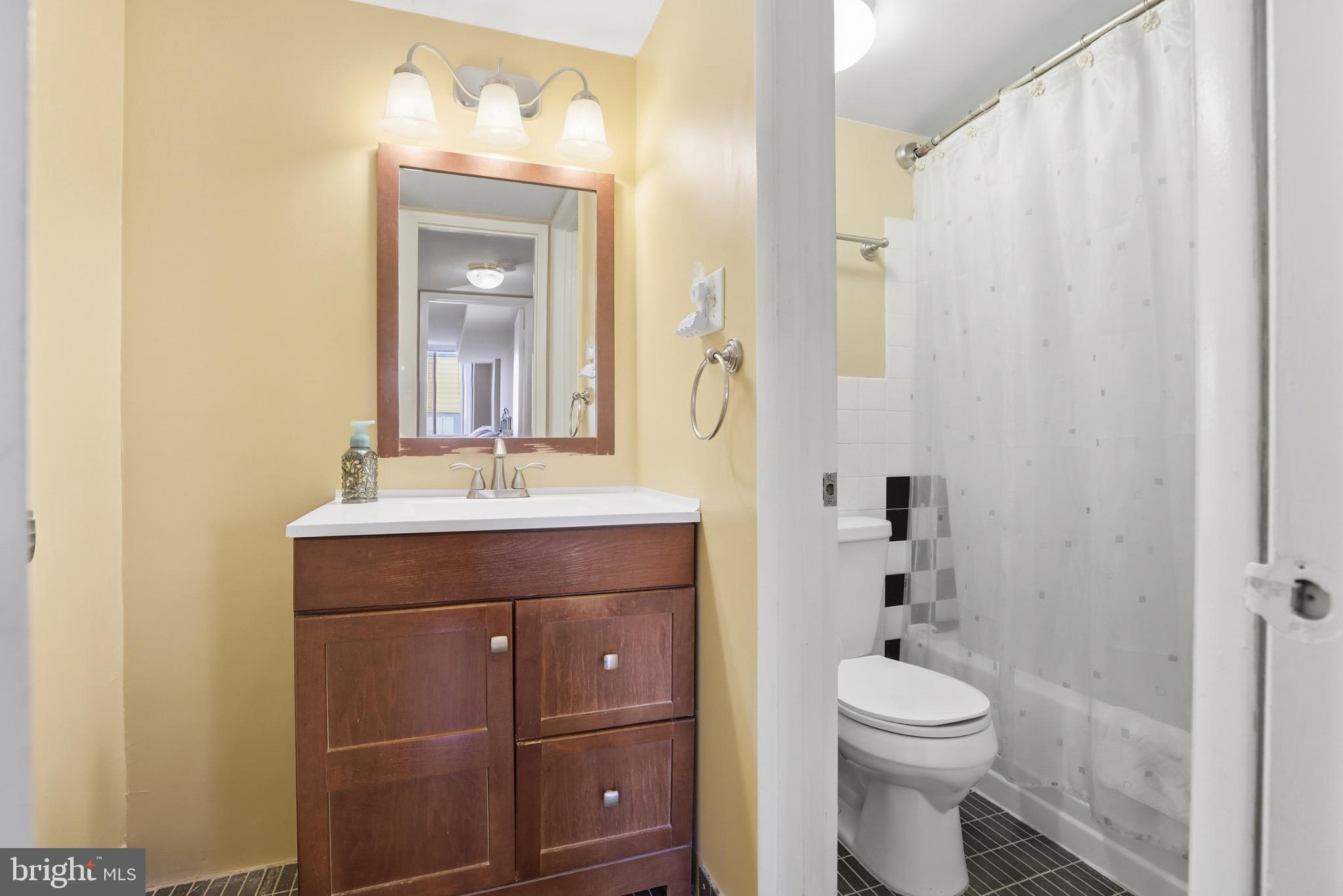 AMERICANA CENTRE - Residential