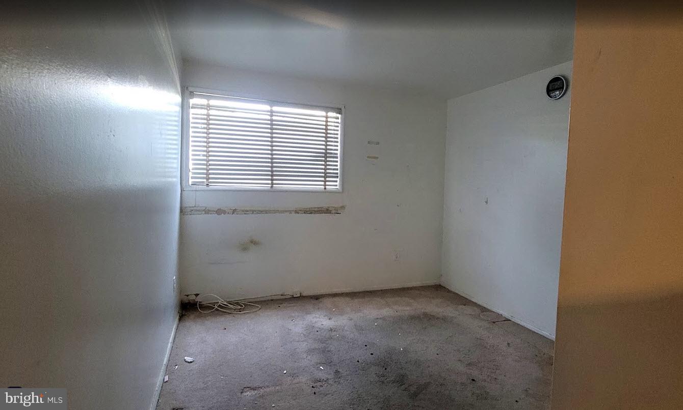 HOLLY HILL CONDOMINIUMS - Residential