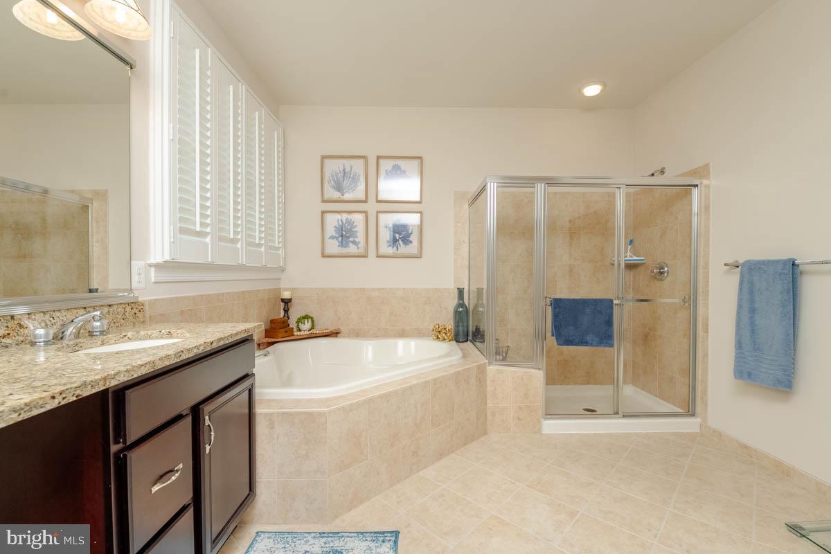 TOLLGATE VILLAGE - Residential