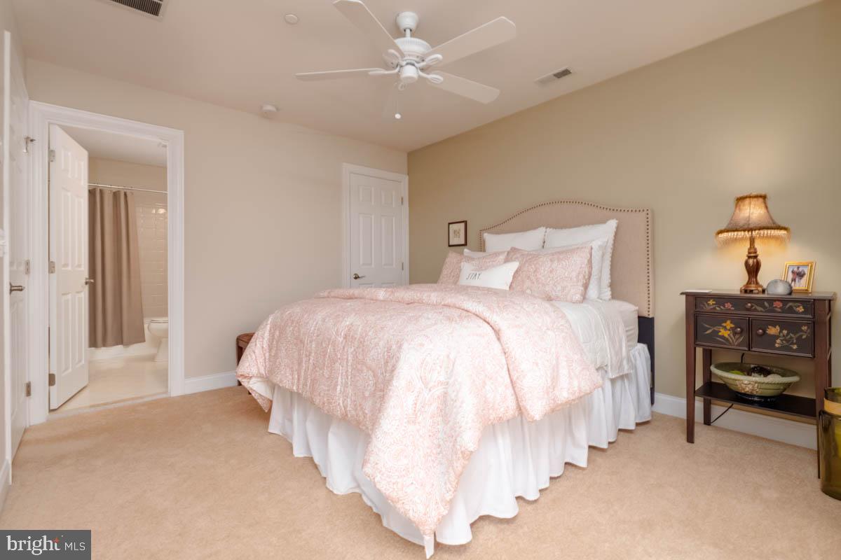 TOLLGATE VILLAGE - Residential