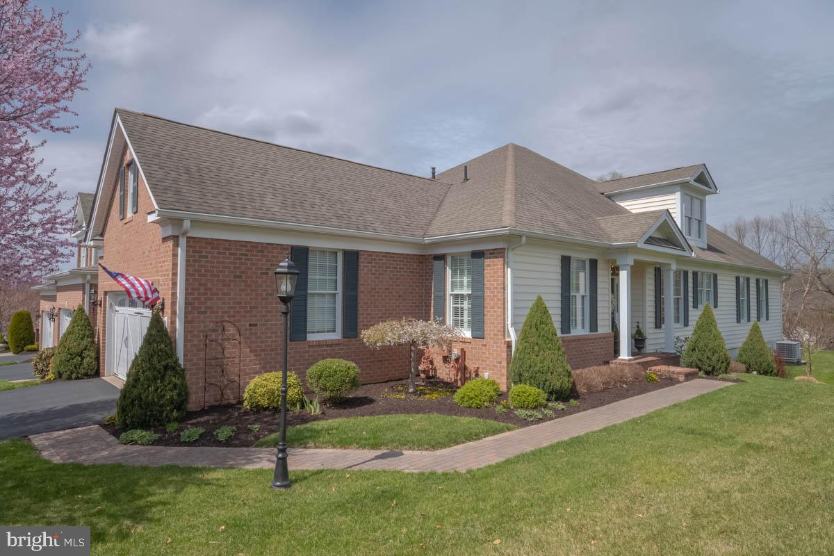 TOLLGATE VILLAGE - Residential