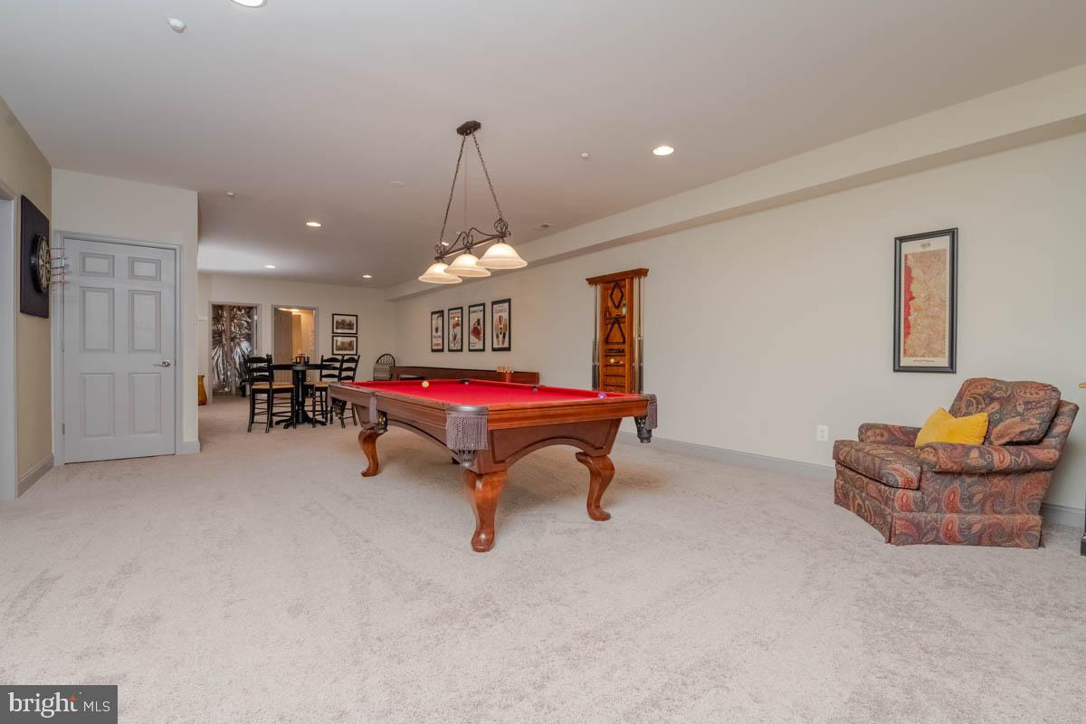 TOLLGATE VILLAGE - Residential